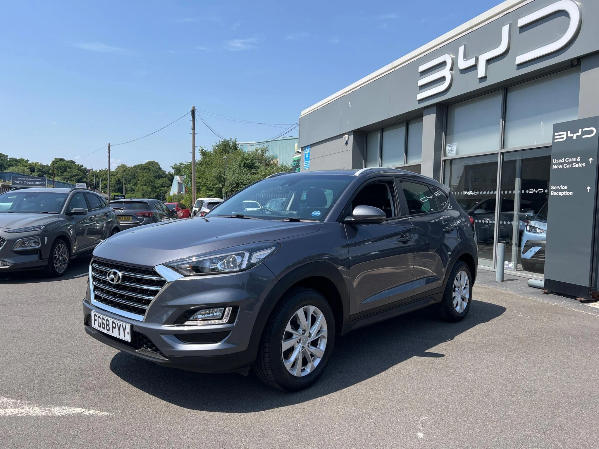 Vehicle image 9