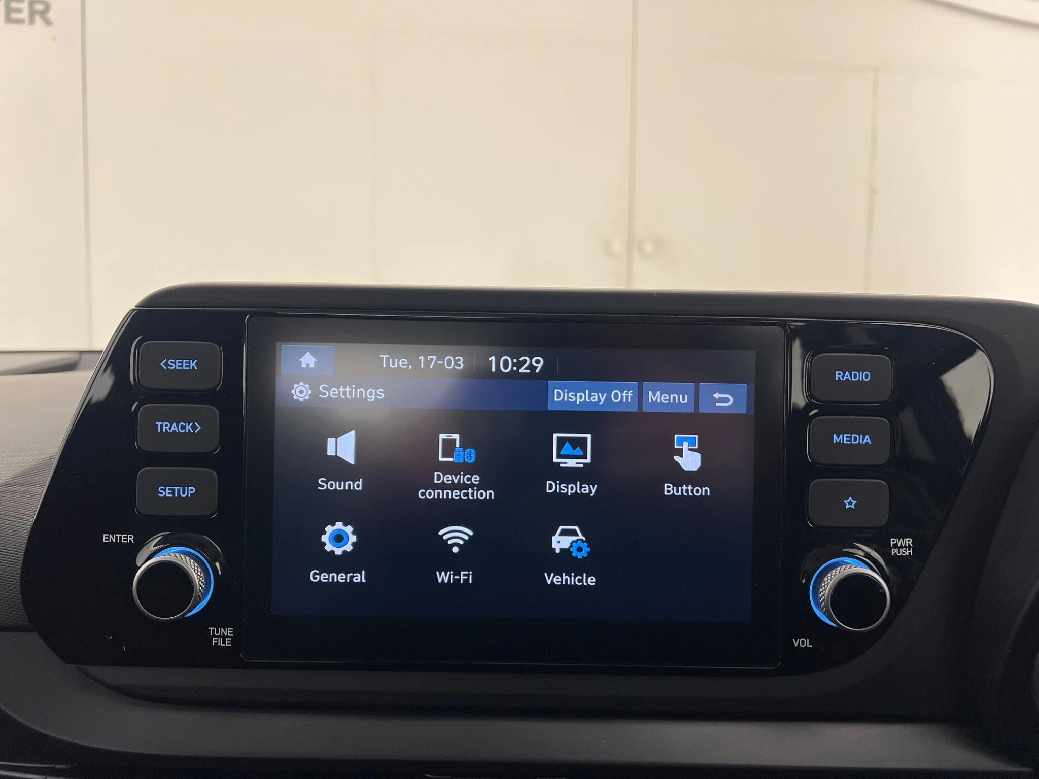 Vehicle image 35