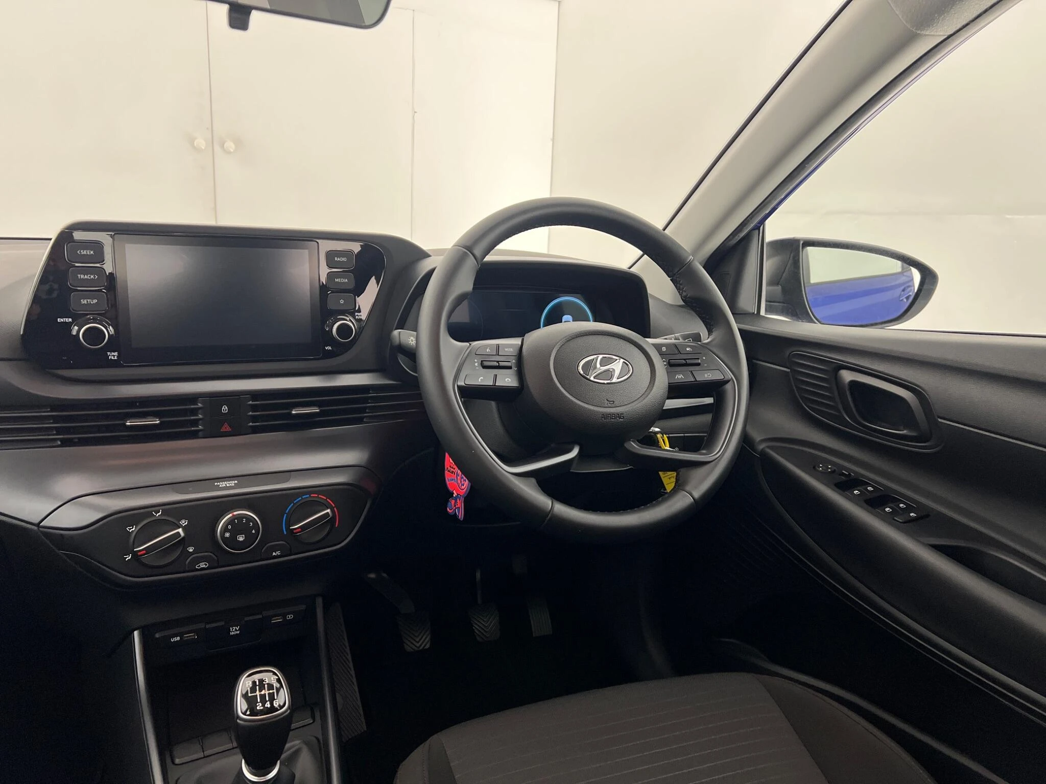 Vehicle image 20
