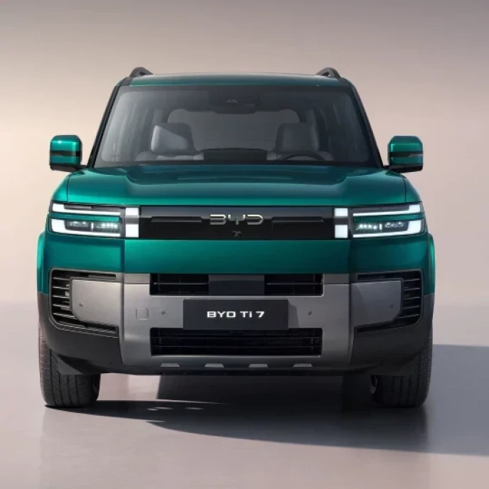 Ti 7 | All-New Super Hybrid SUV Image 4