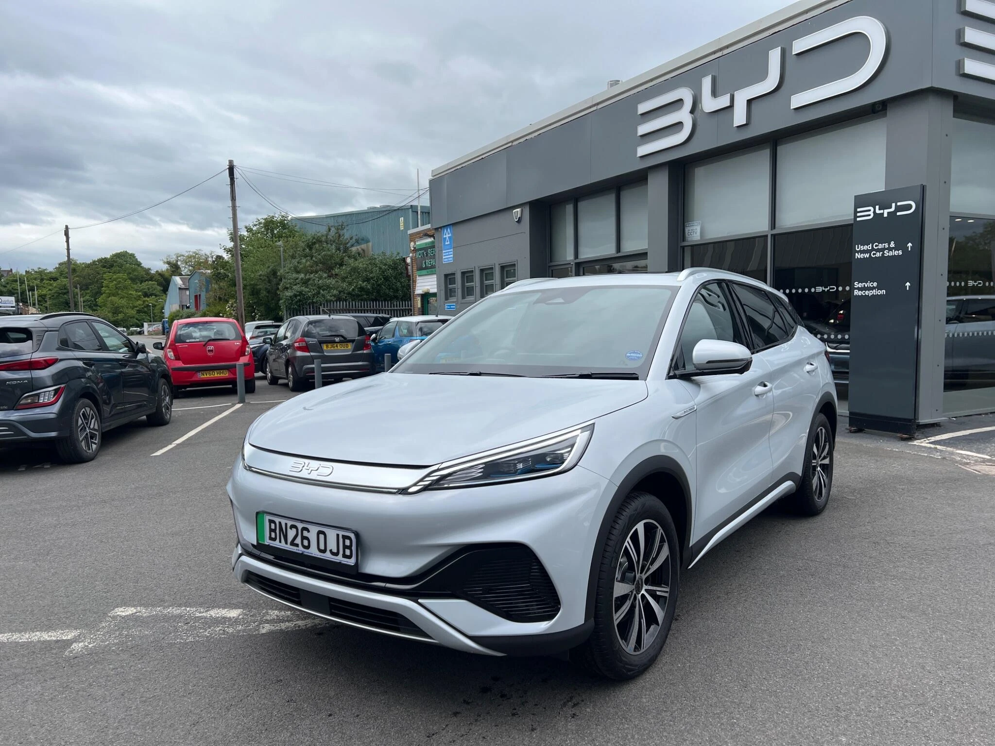 Vehicle image 3