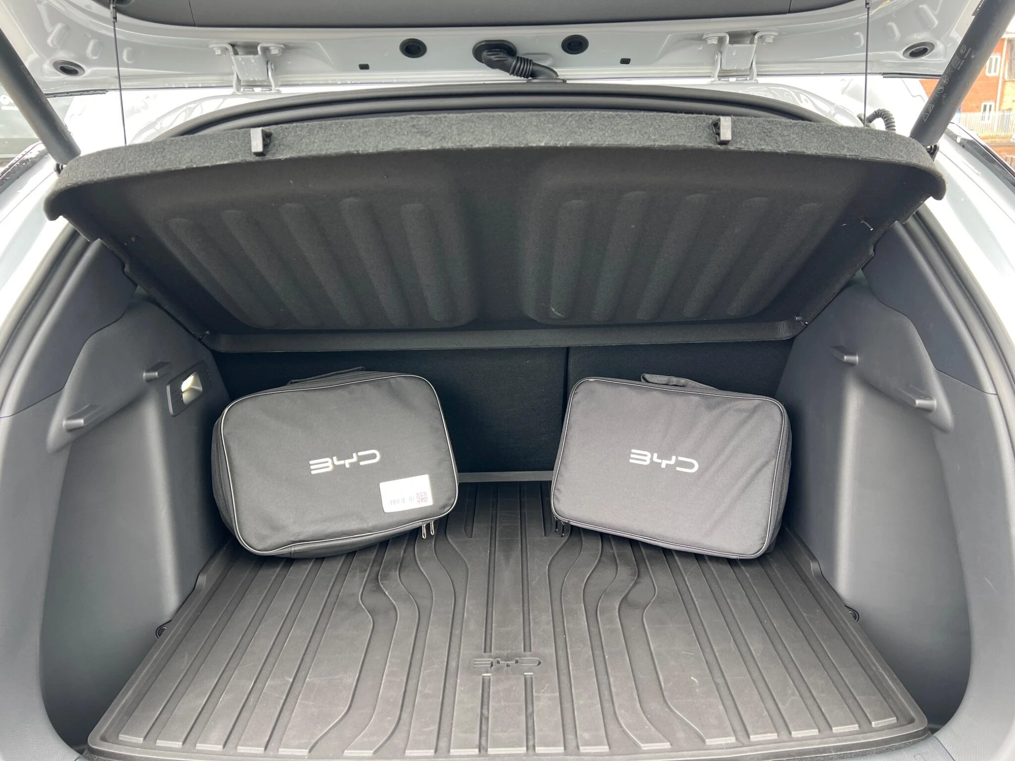 Vehicle image 48