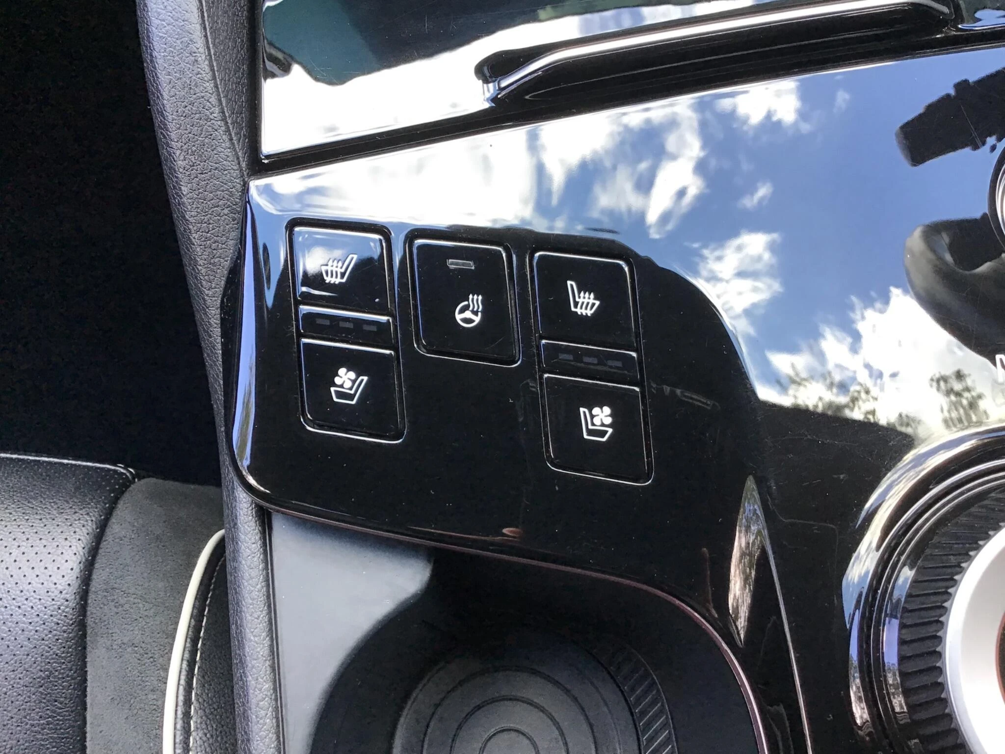 Vehicle image 62