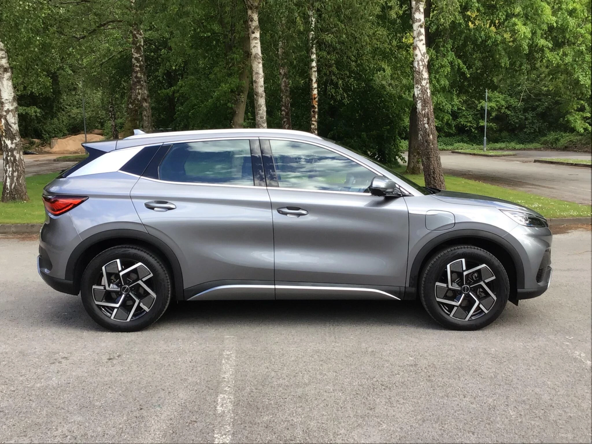 Vehicle image 19