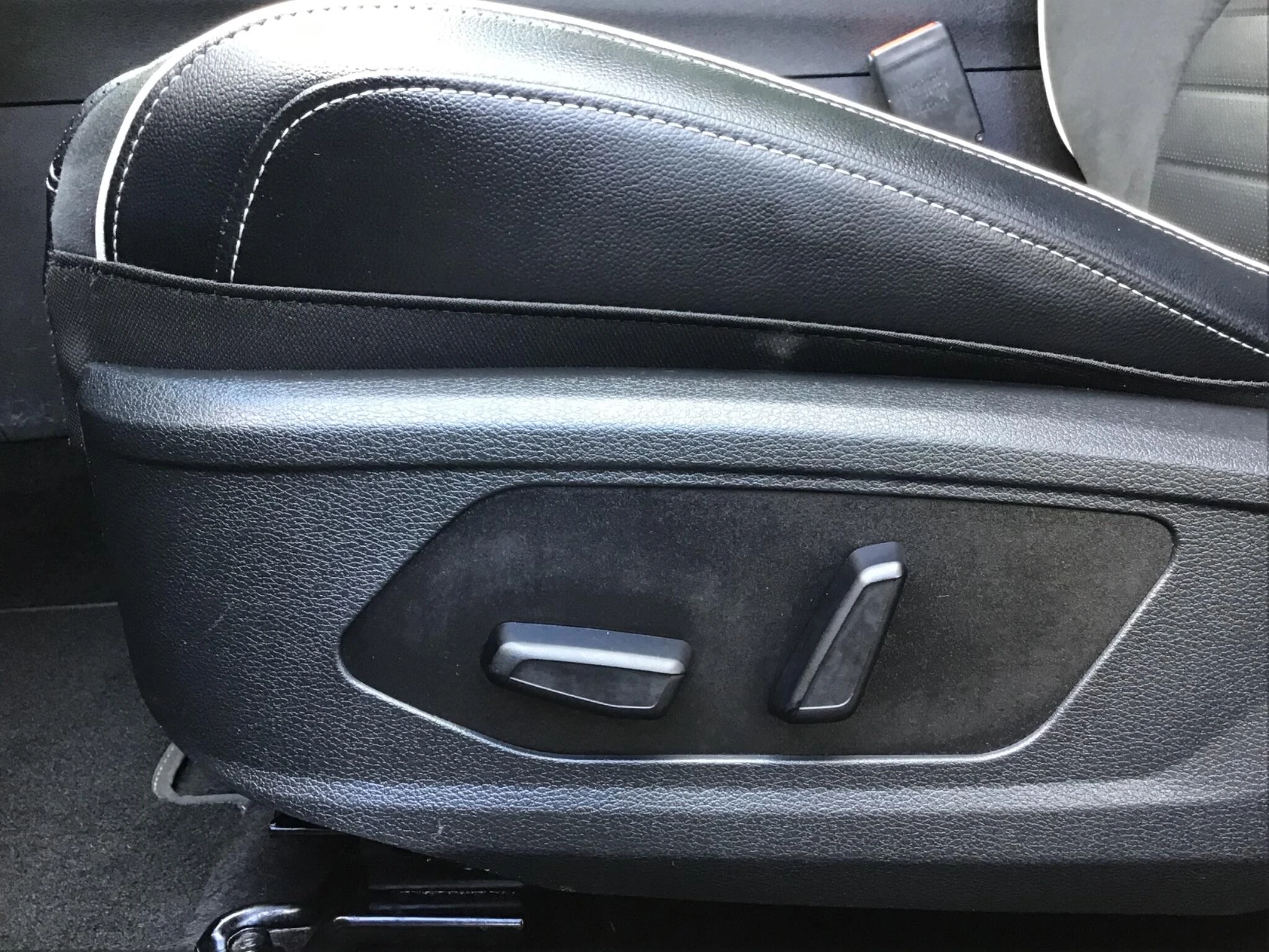 Vehicle image 45