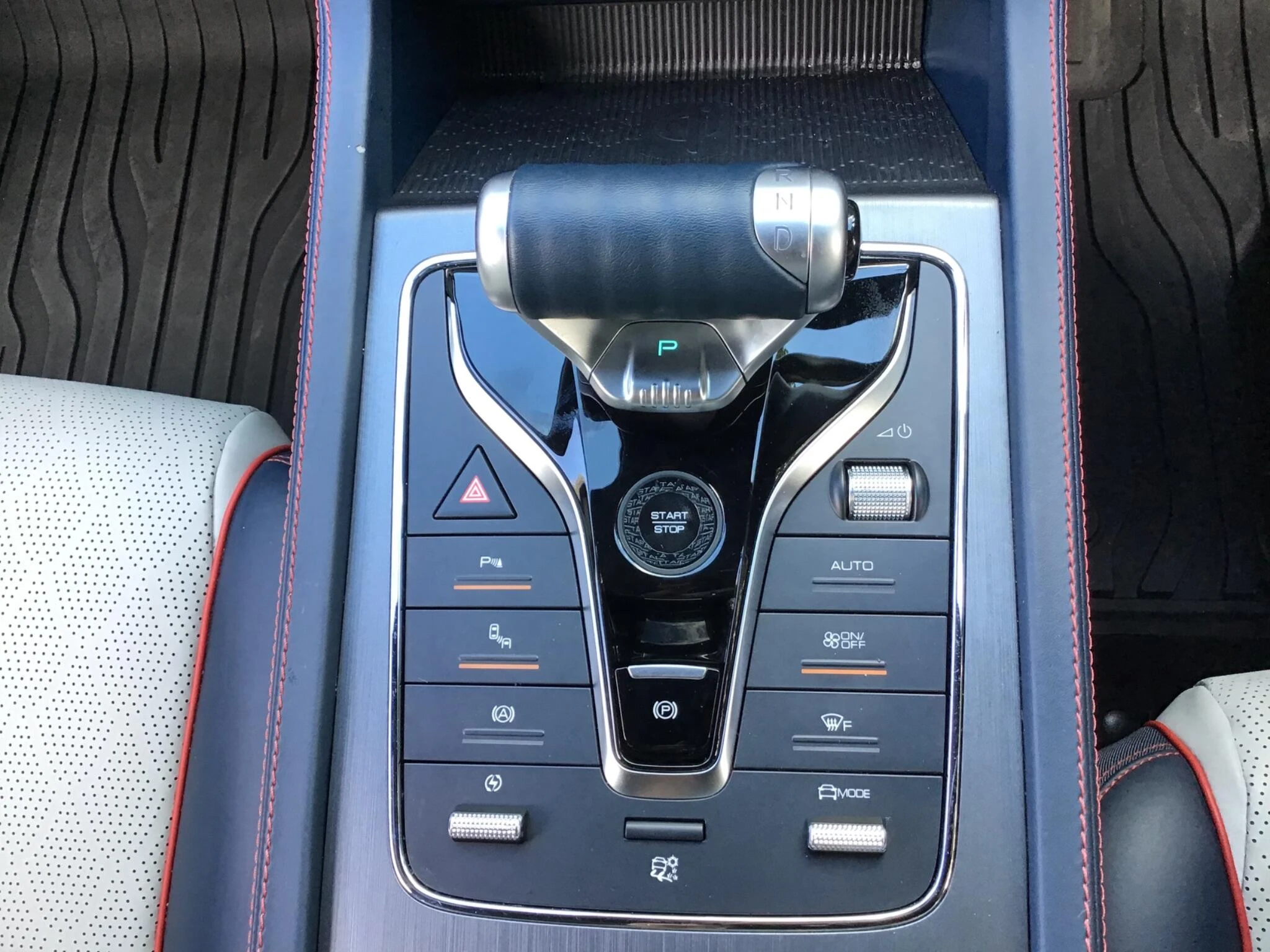 Vehicle image 48