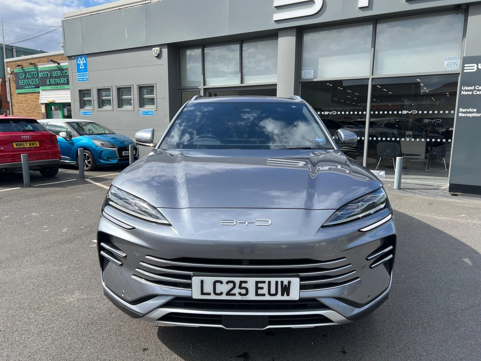 Vehicle image 2