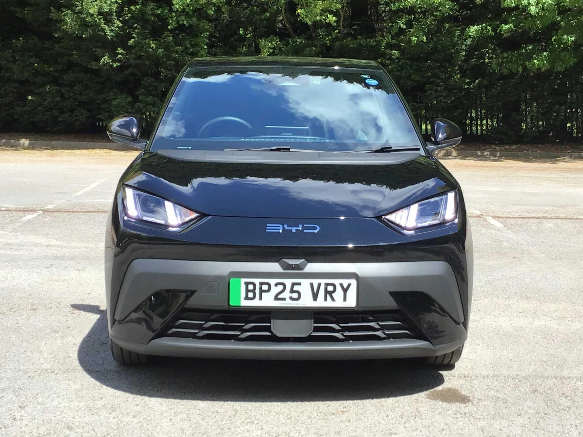 Vehicle image 6