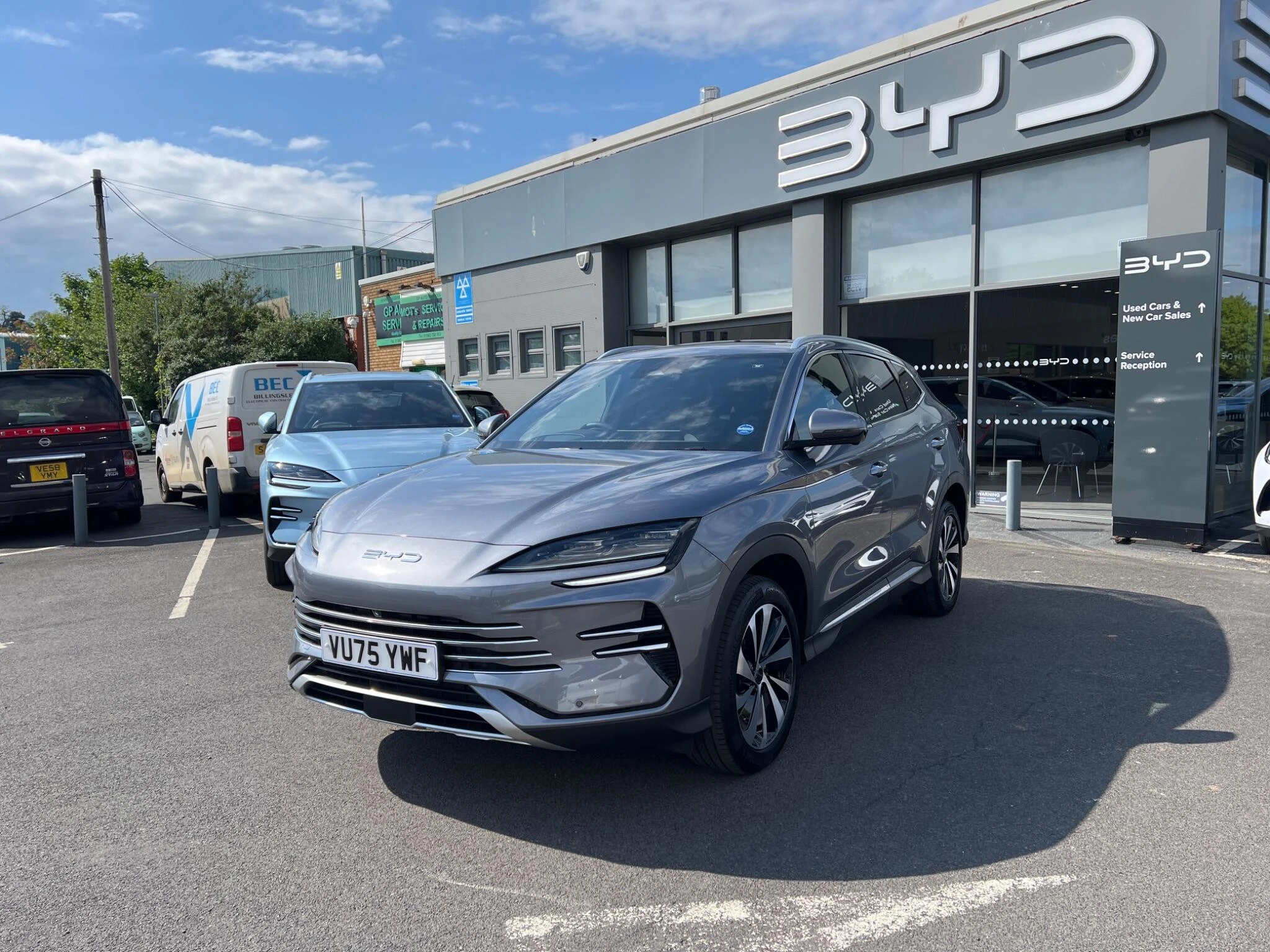 Vehicle image 3