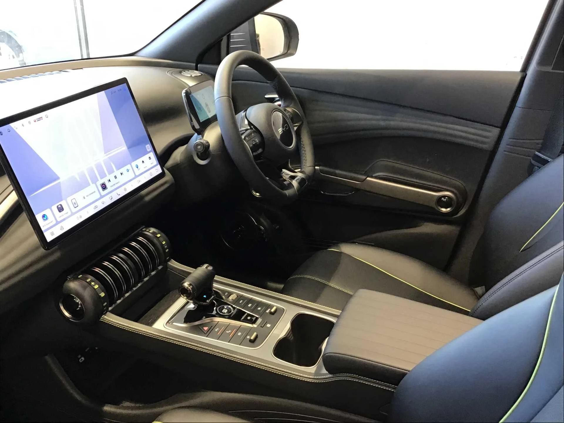 Vehicle thumbnail 8