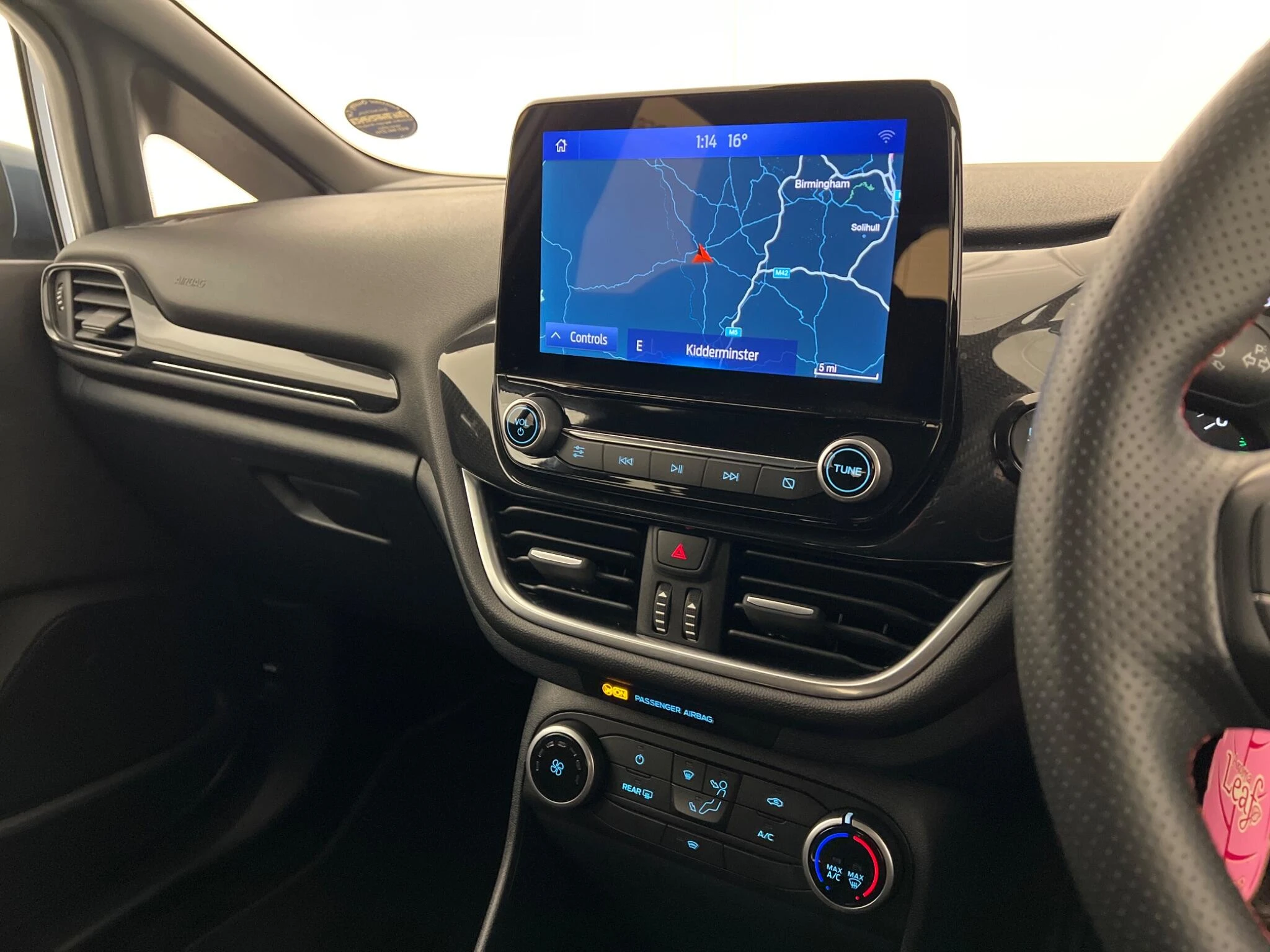 Vehicle image 31