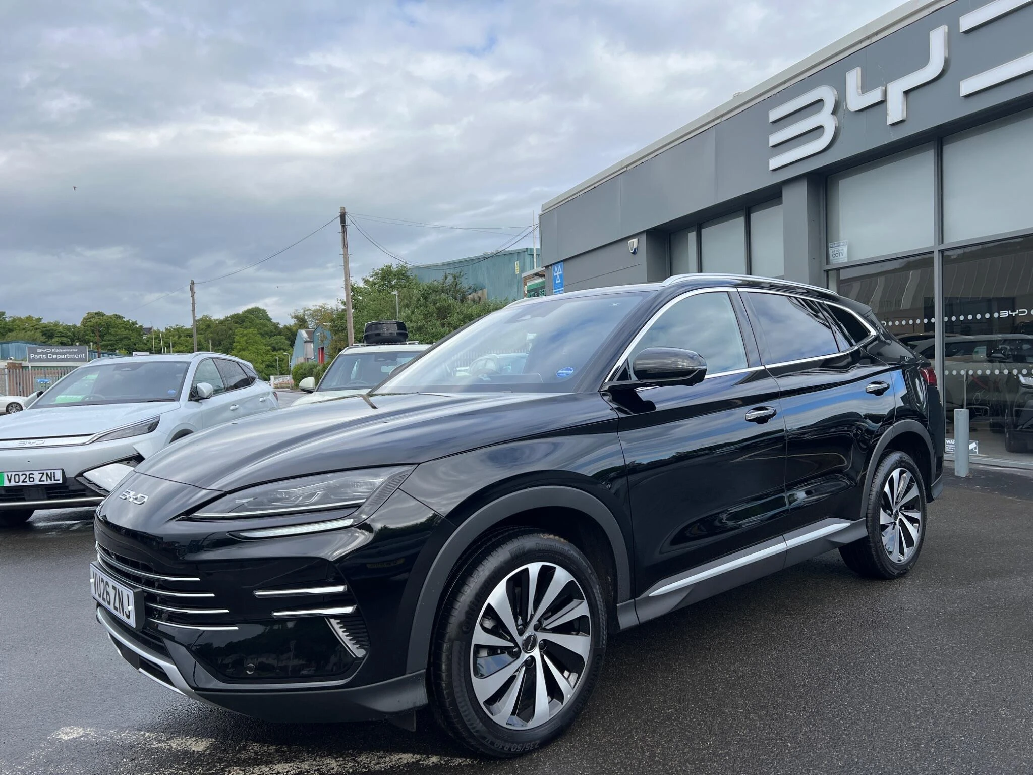 Vehicle image 6