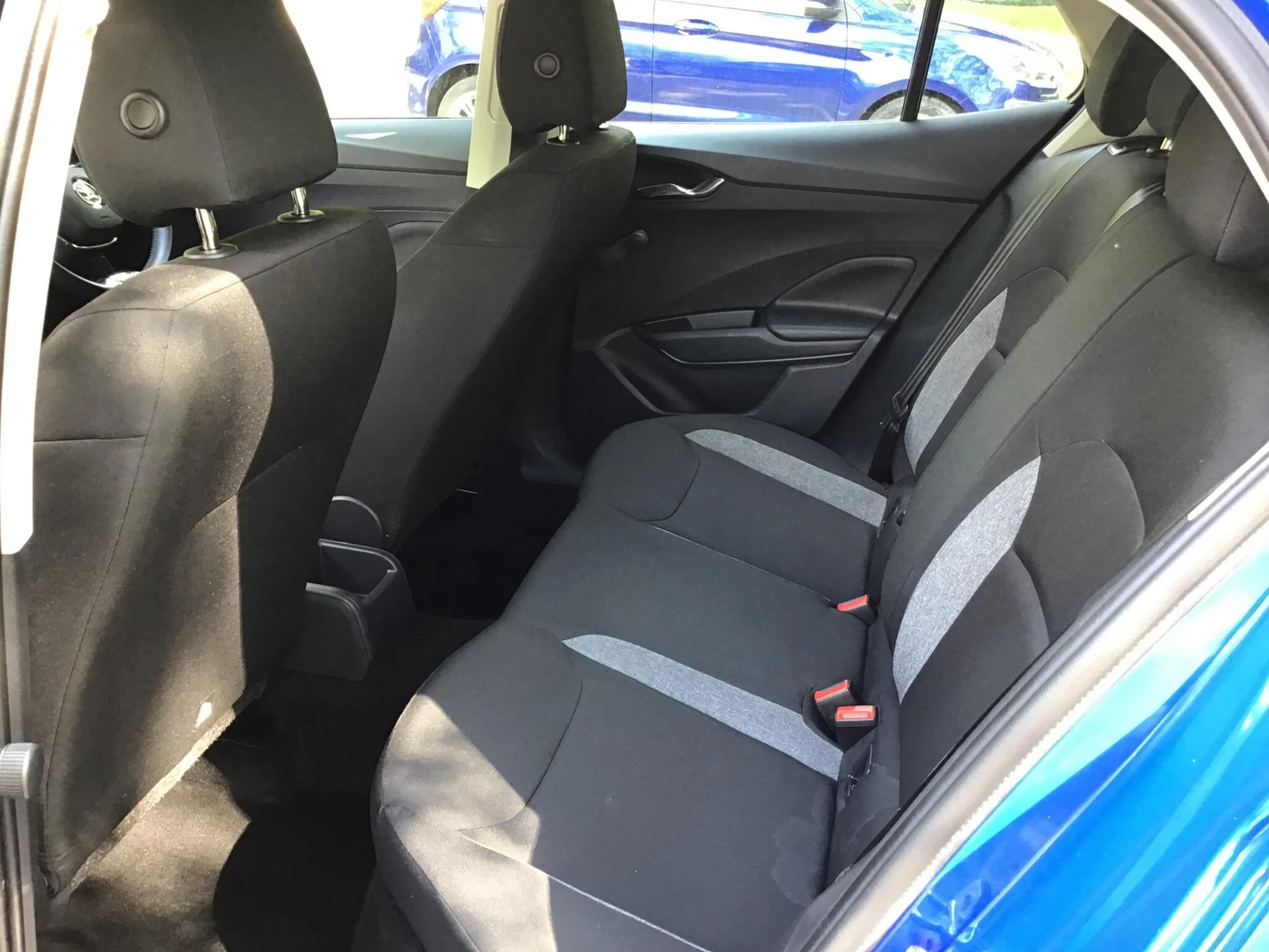 Vehicle image 38
