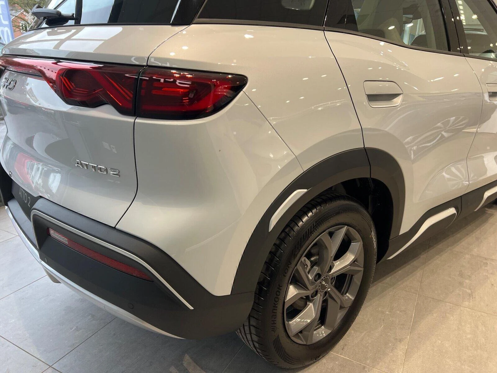 Vehicle image 17
