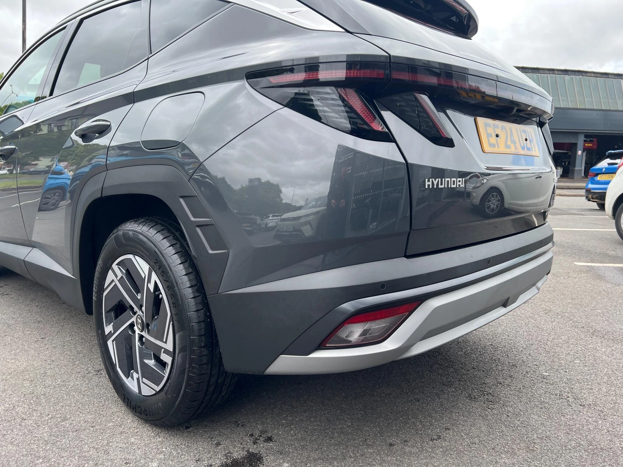 Vehicle image 8