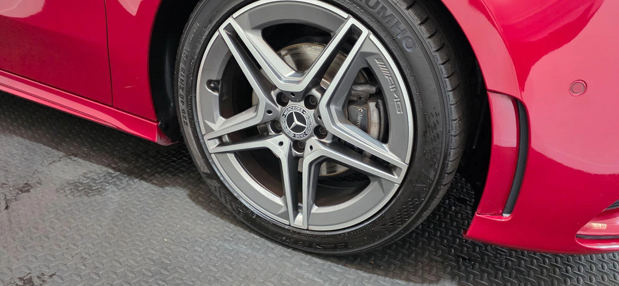 Vehicle image 36
