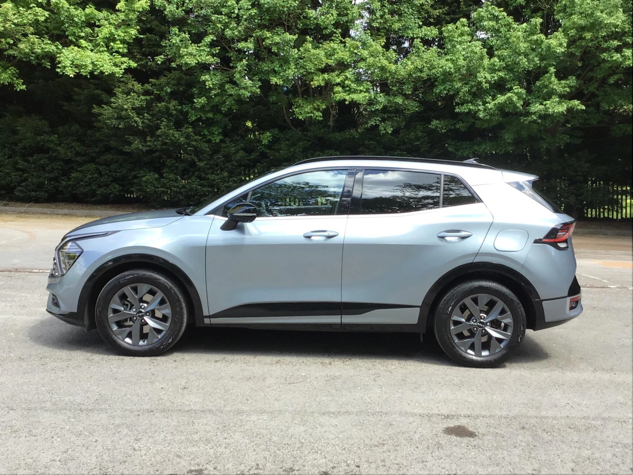 Vehicle image 23
