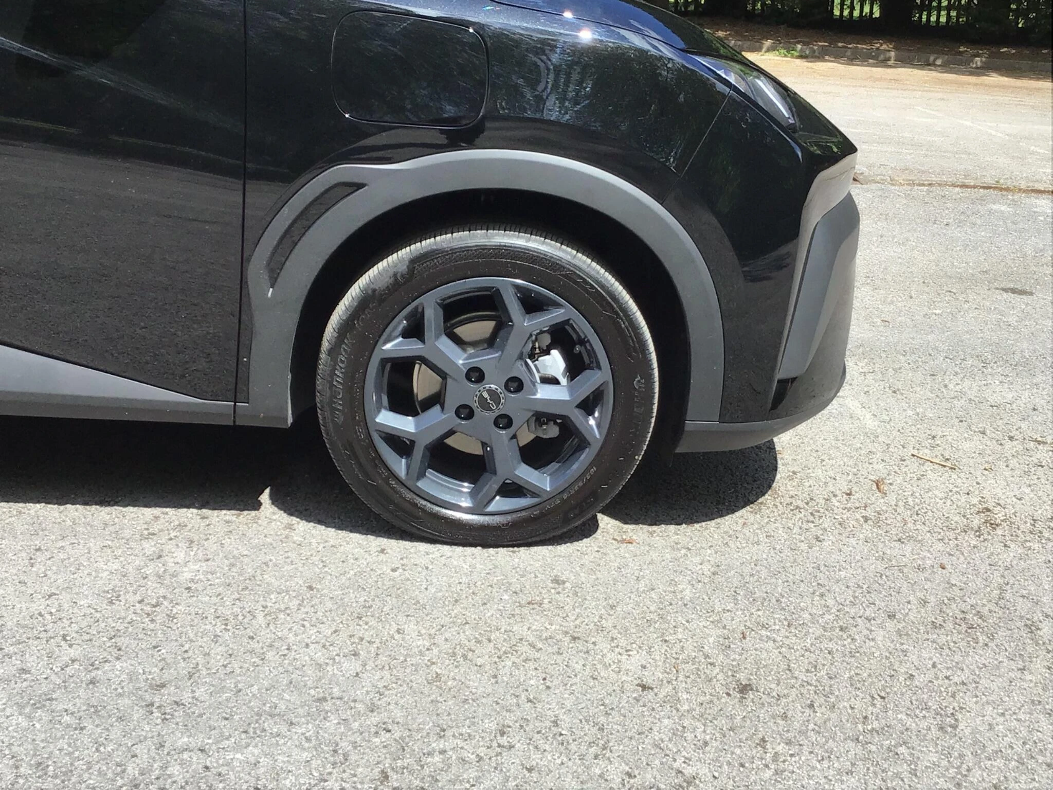 Vehicle image 25
