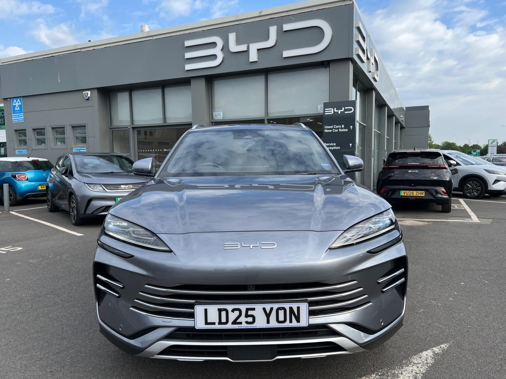 Vehicle image 8