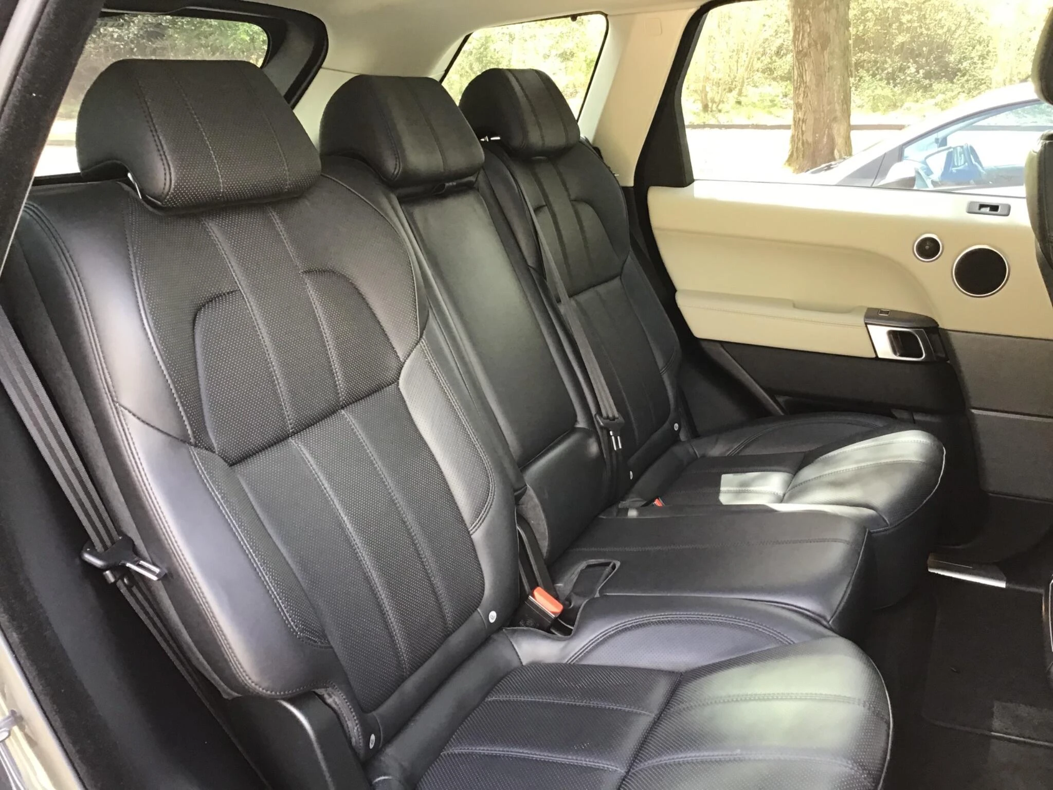 Vehicle image 45
