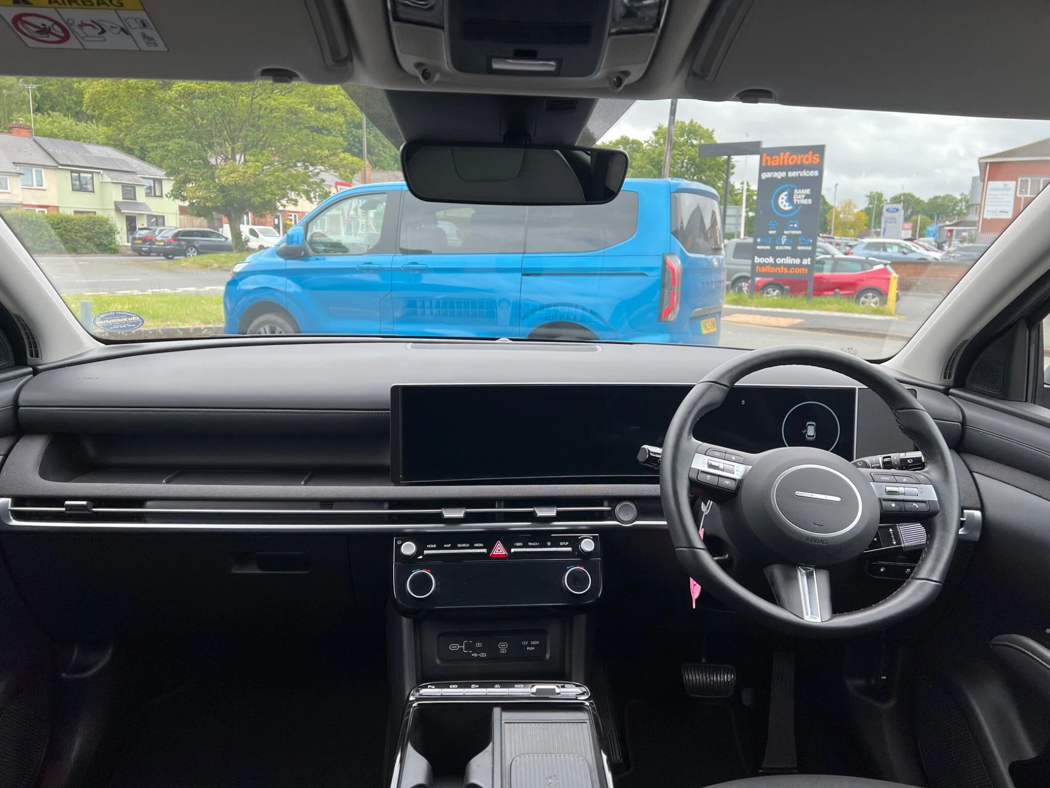 Vehicle image 30