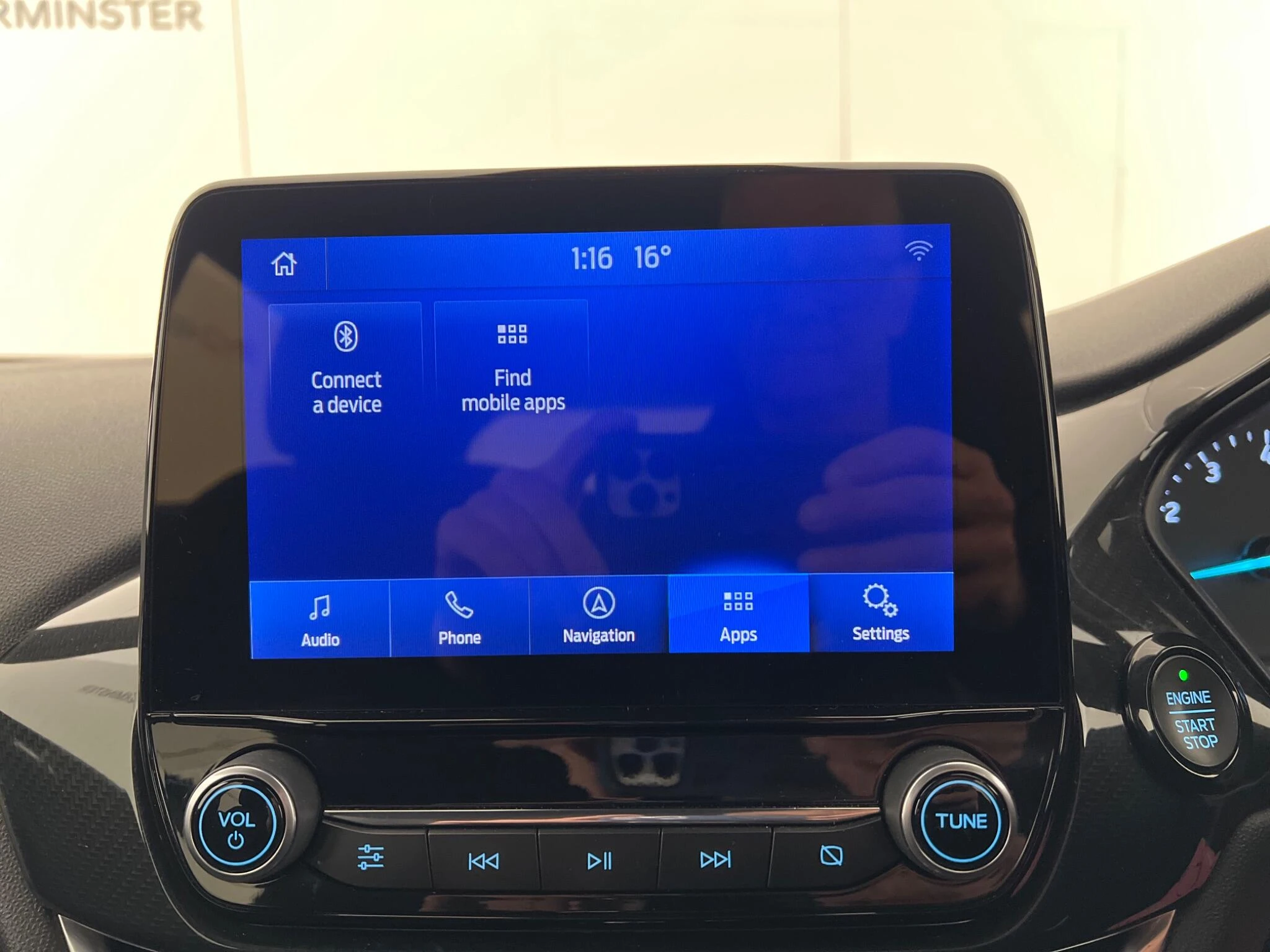 Vehicle image 35