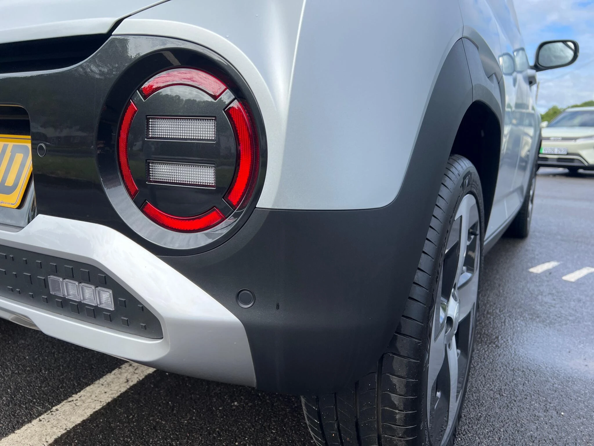 Vehicle image 40