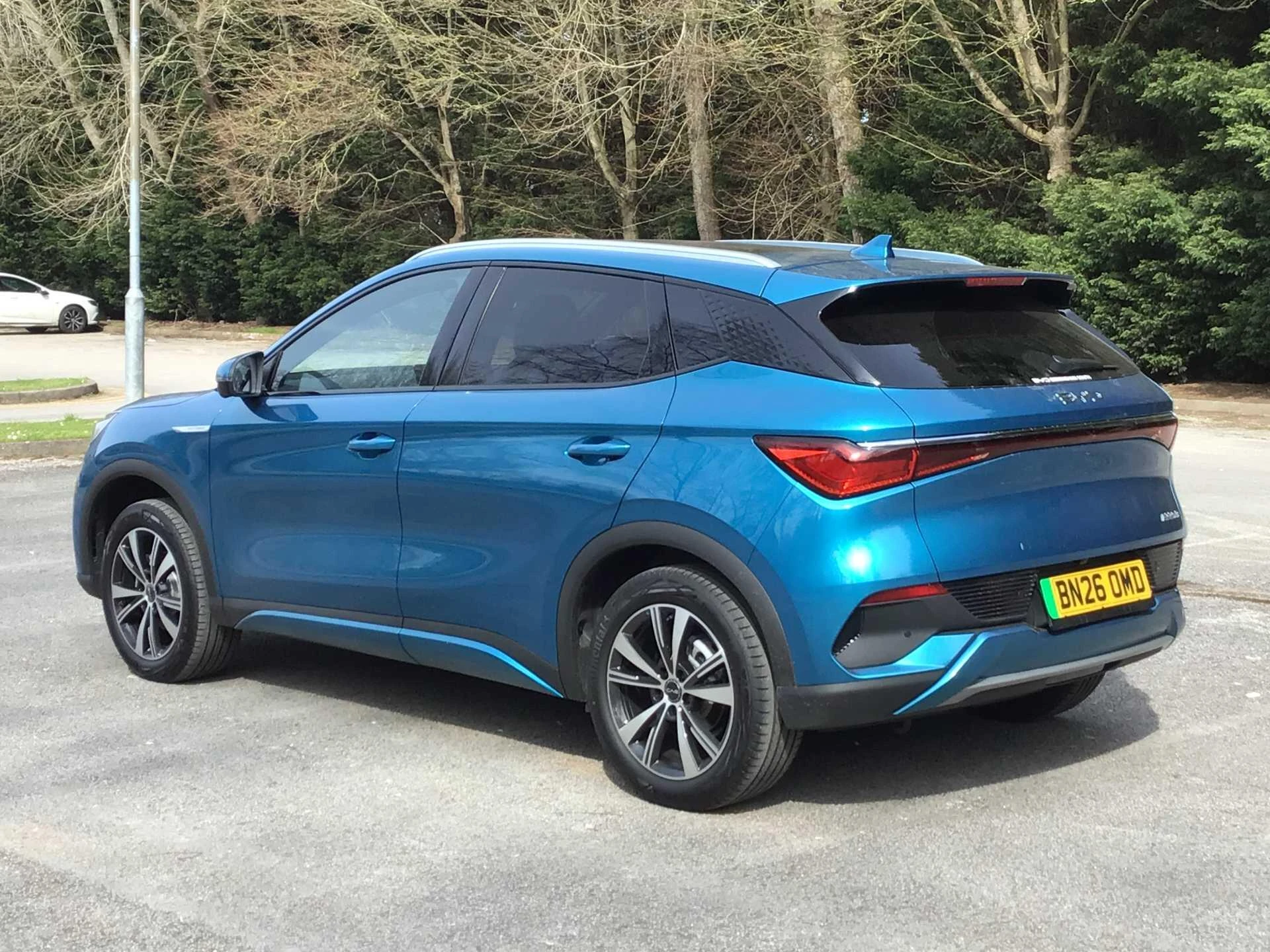 Vehicle image 3