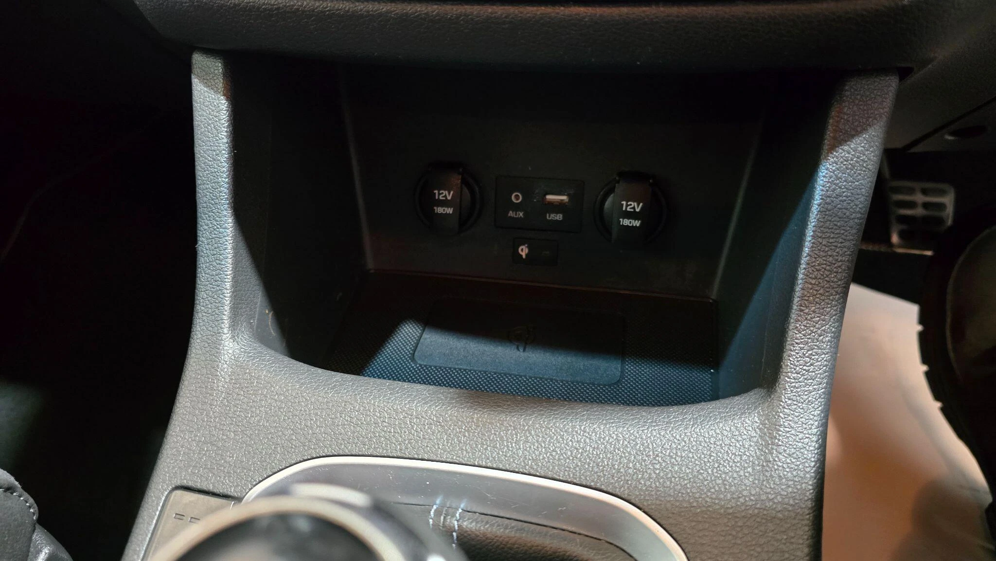Vehicle image 34
