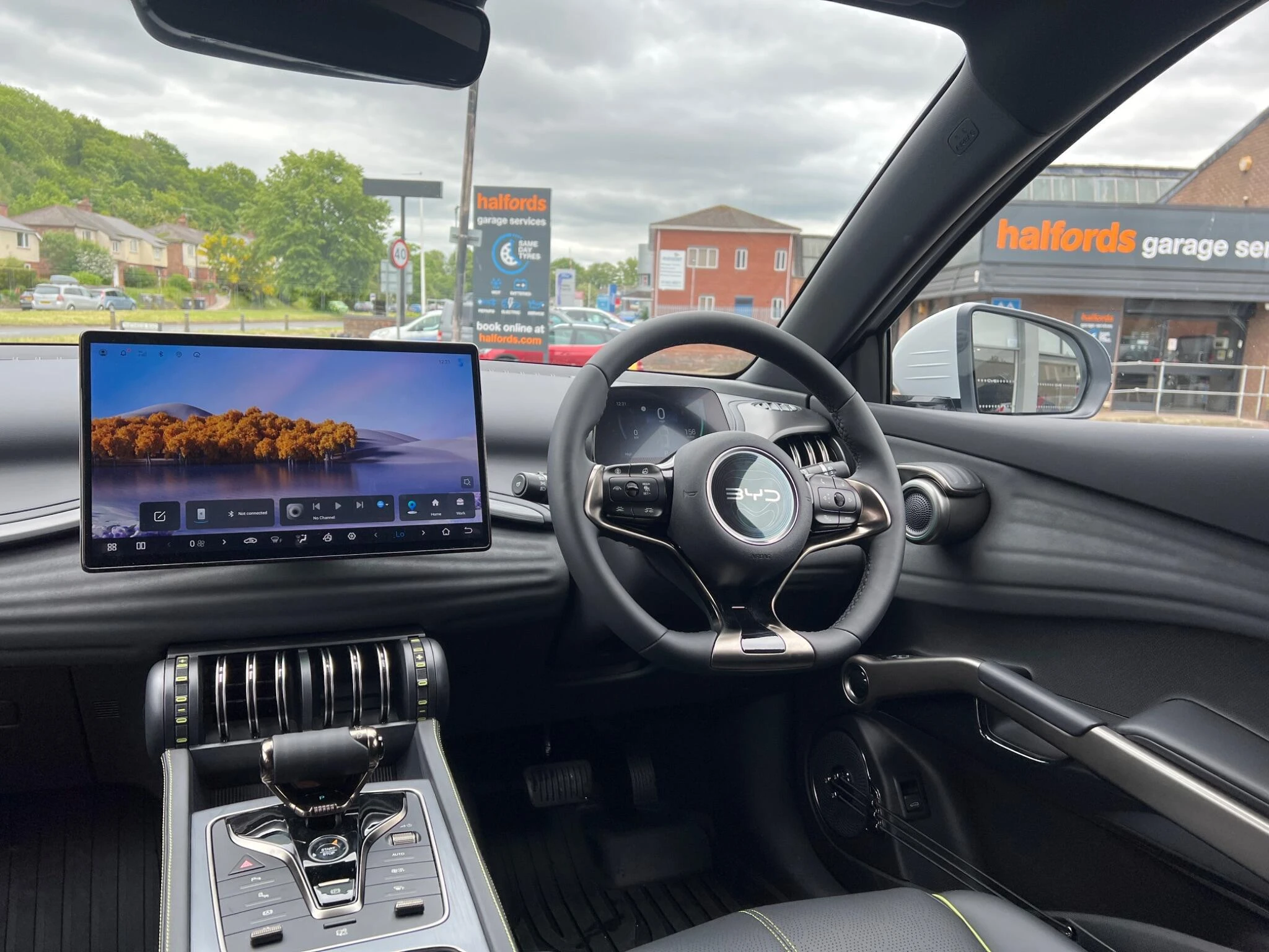 Vehicle image 21