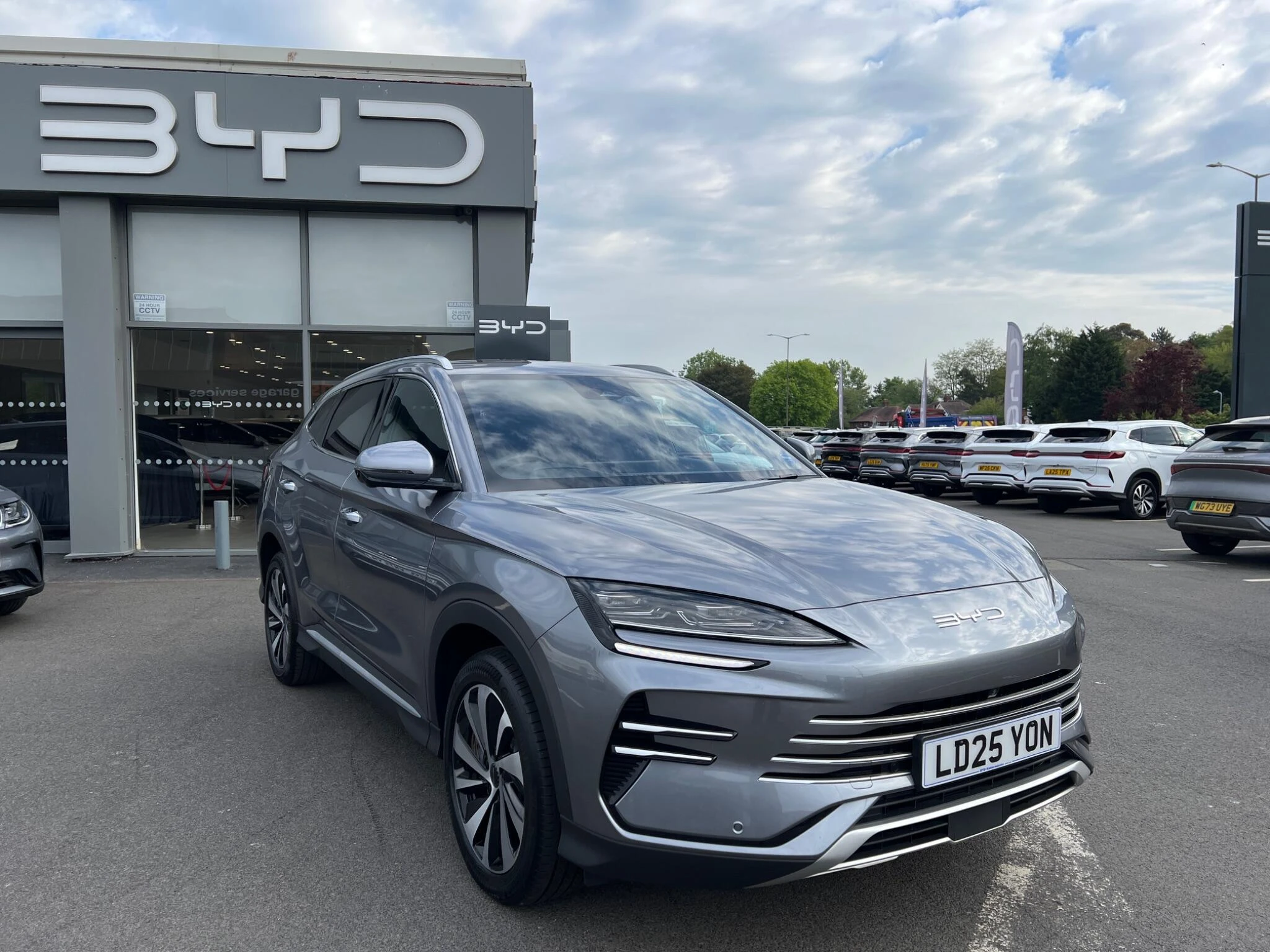 Vehicle image 1