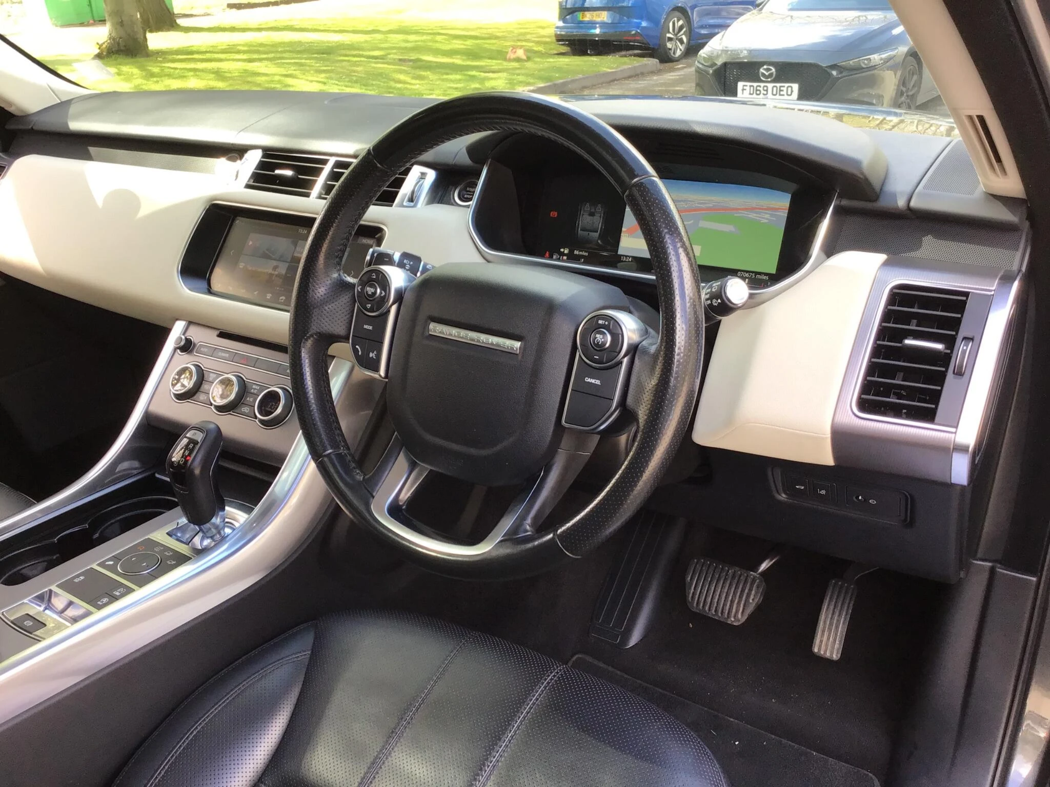 Vehicle image 49