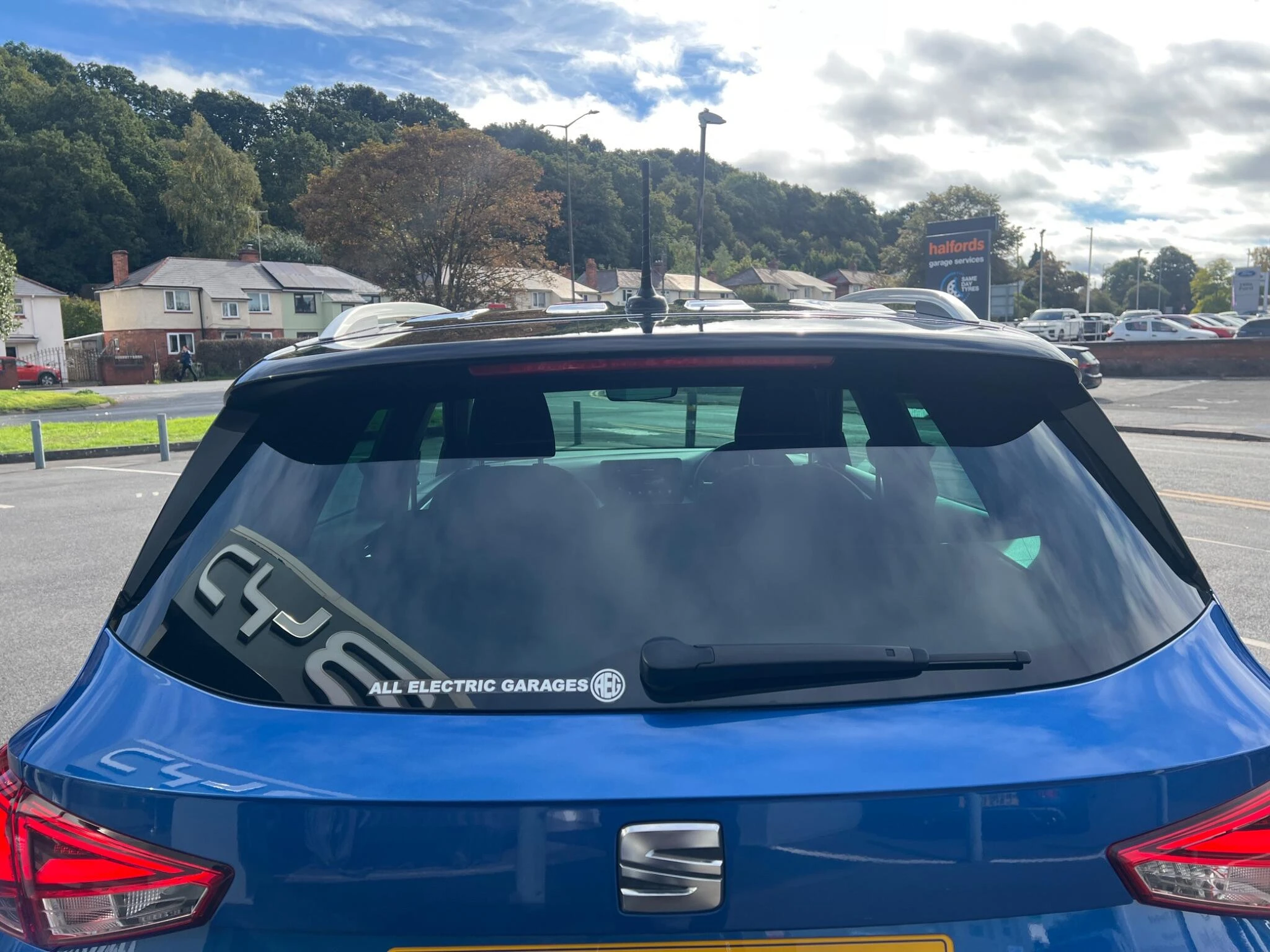 Vehicle image 47