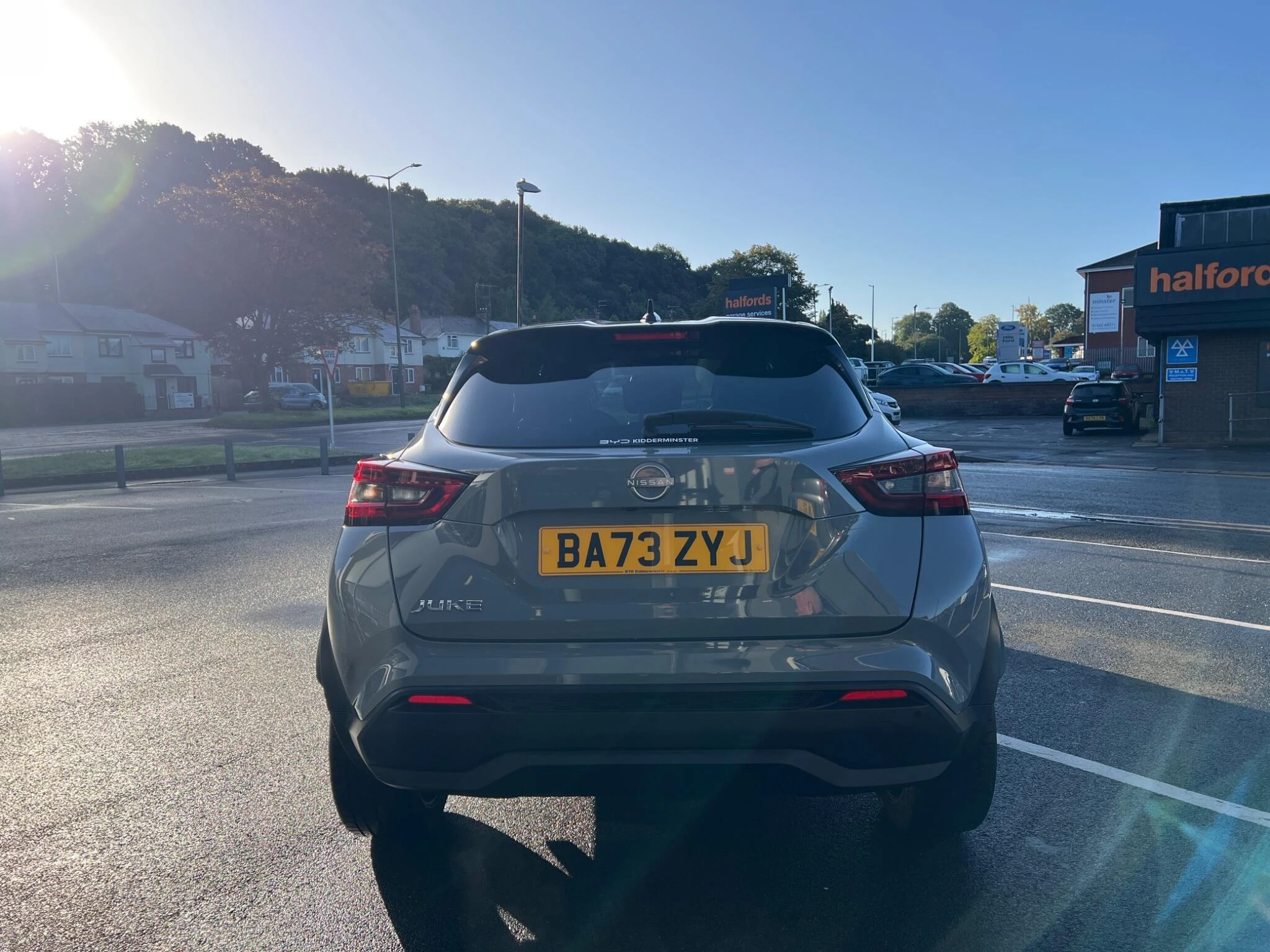 Vehicle image 11