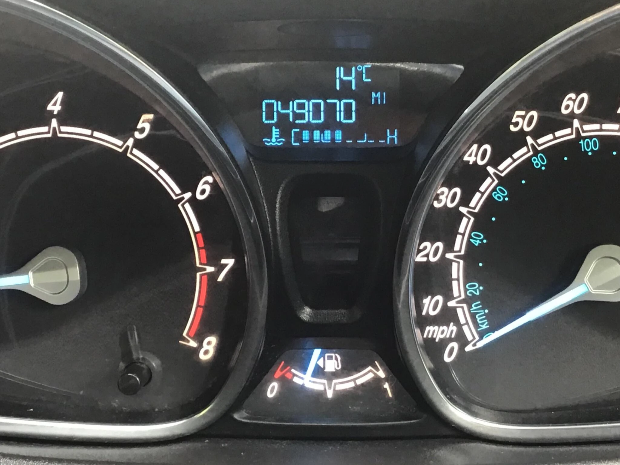 Vehicle image 14
