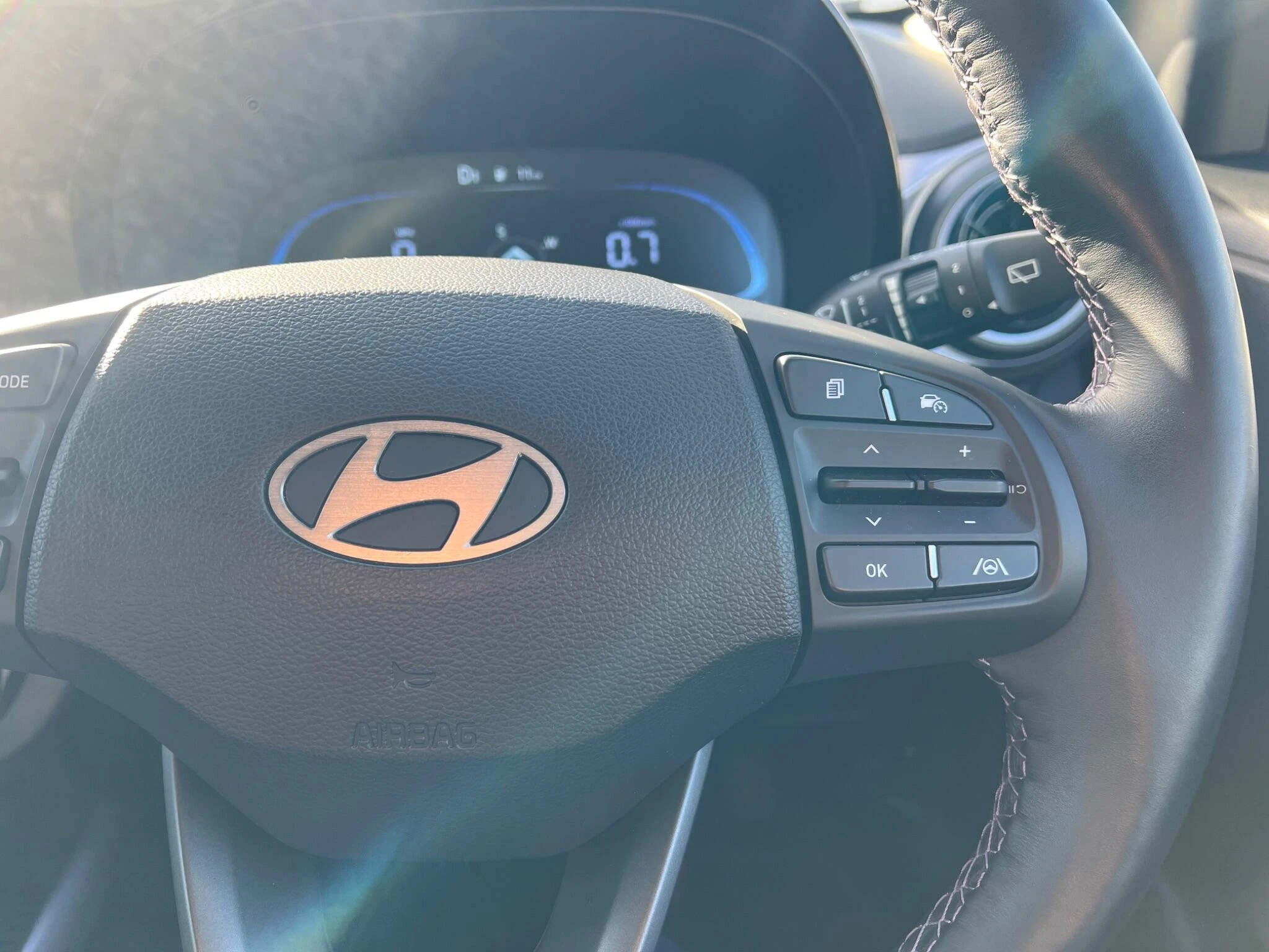 Vehicle image 42