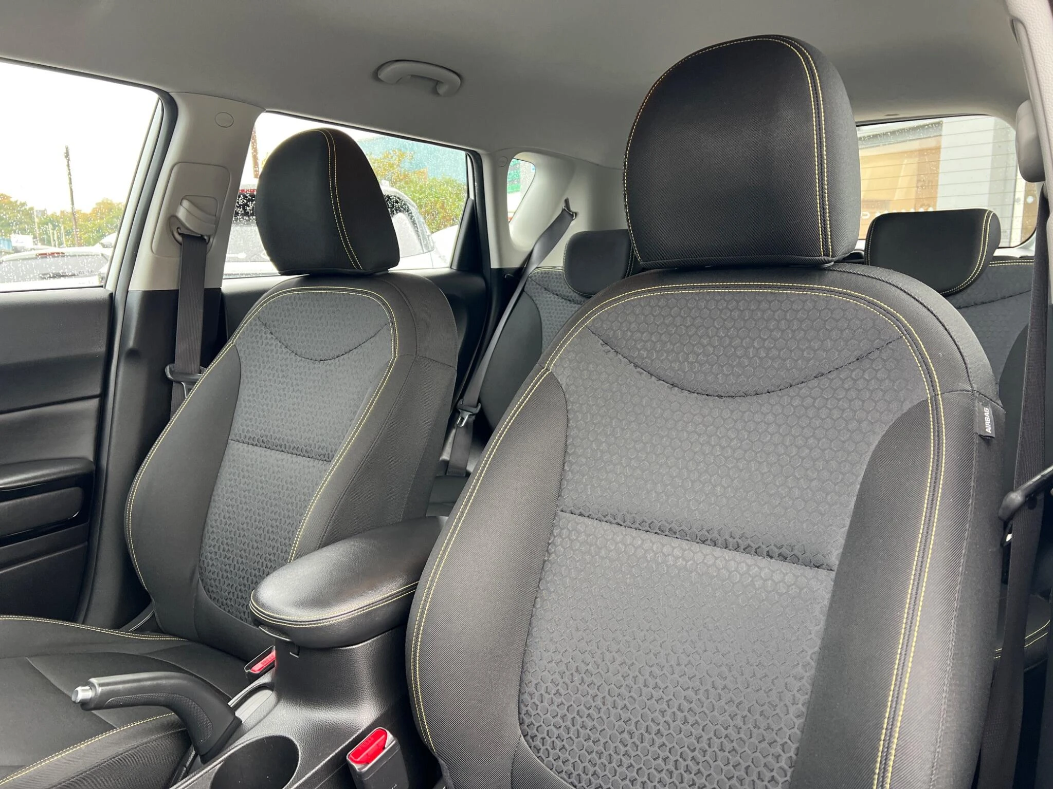 Vehicle image 35