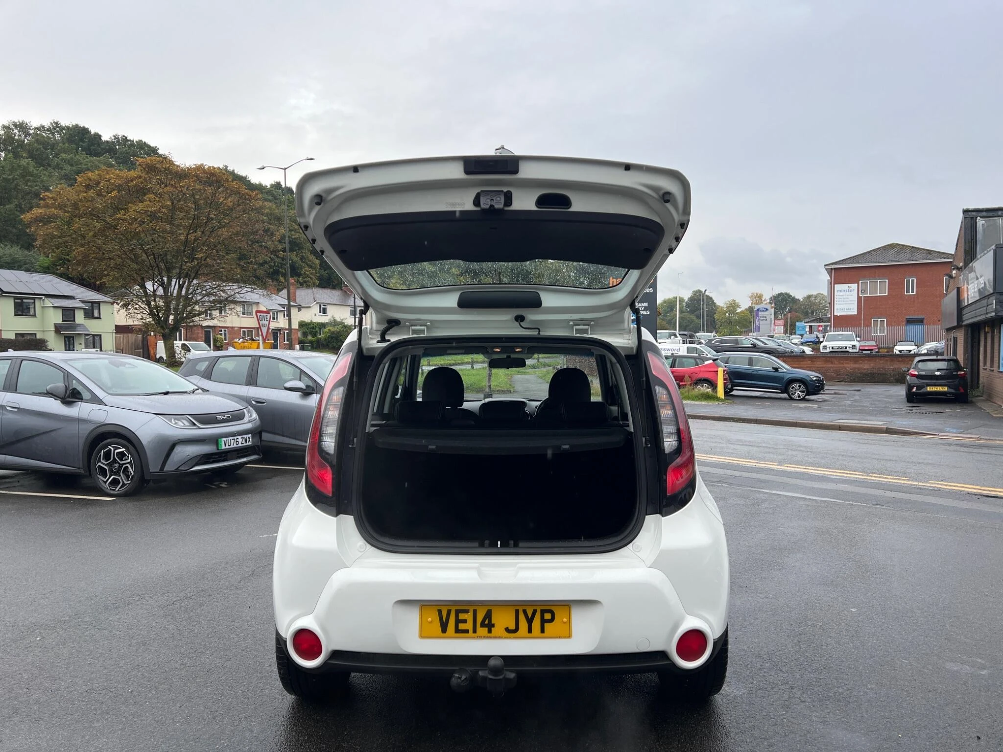 Vehicle image 36