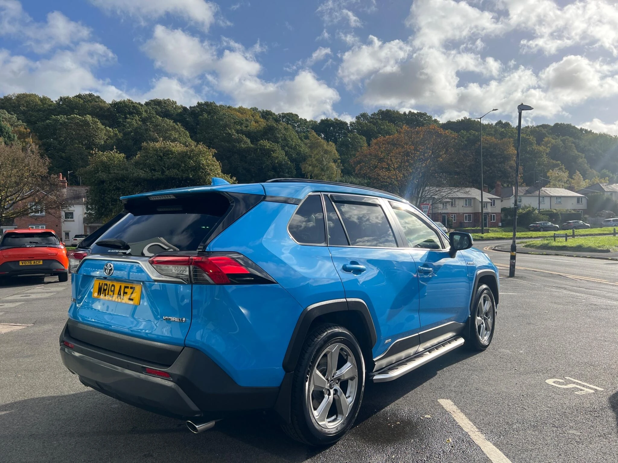 Vehicle image 14