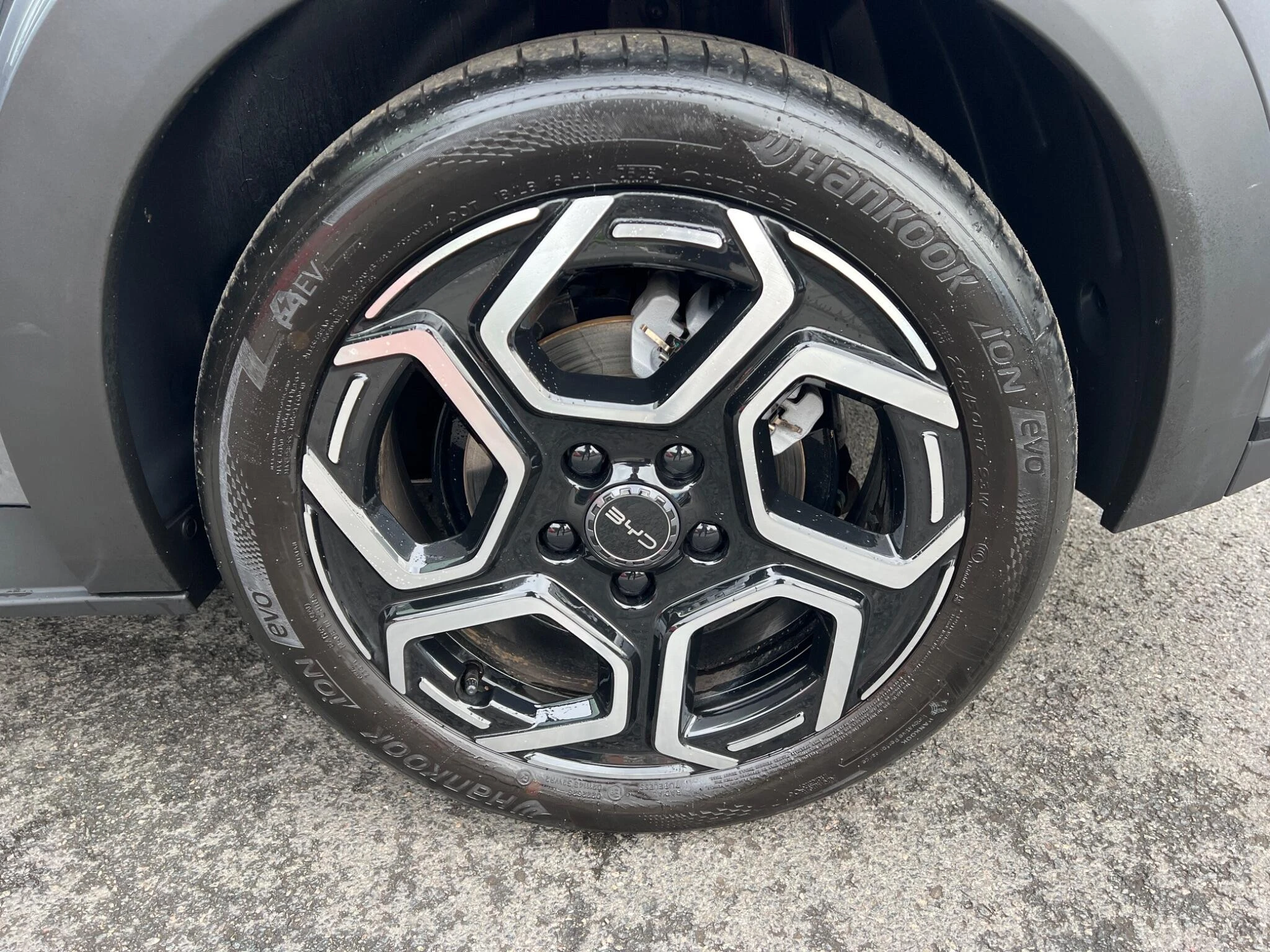 Vehicle image 30