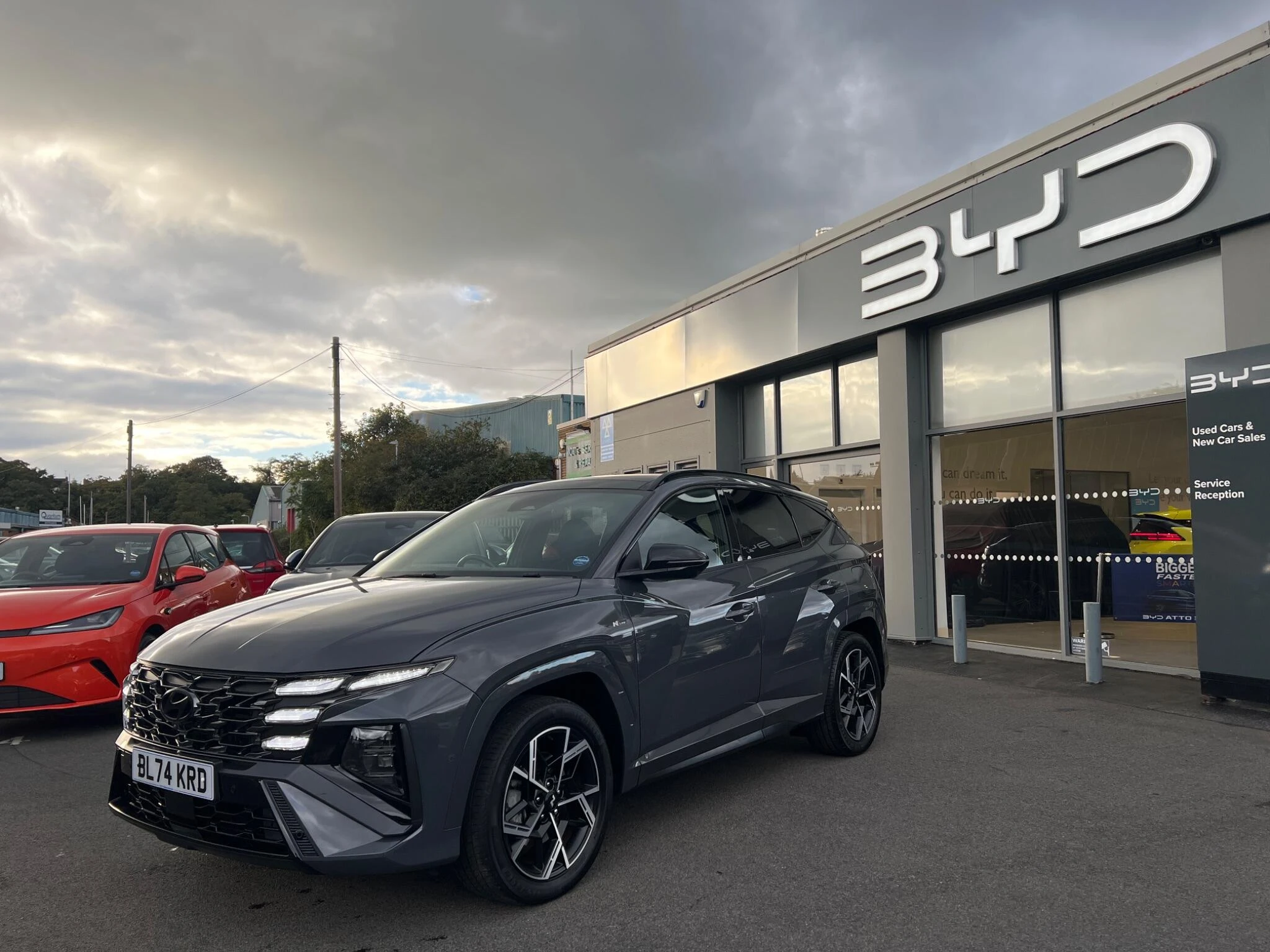 Vehicle image 5