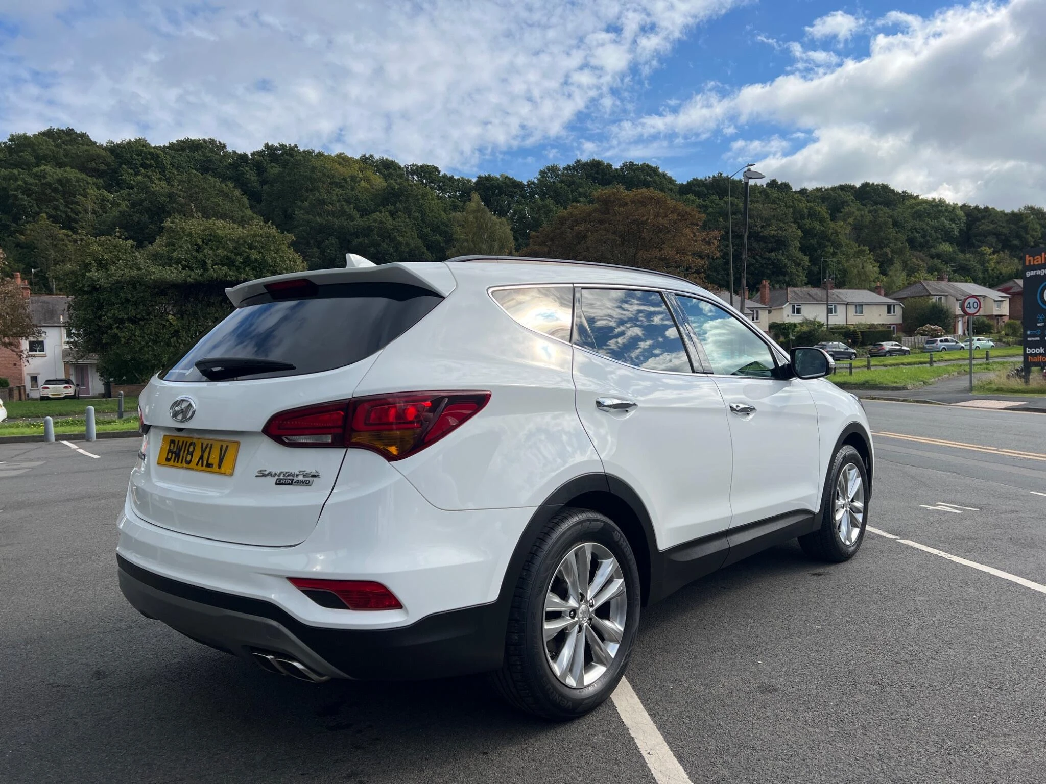 Vehicle image 11