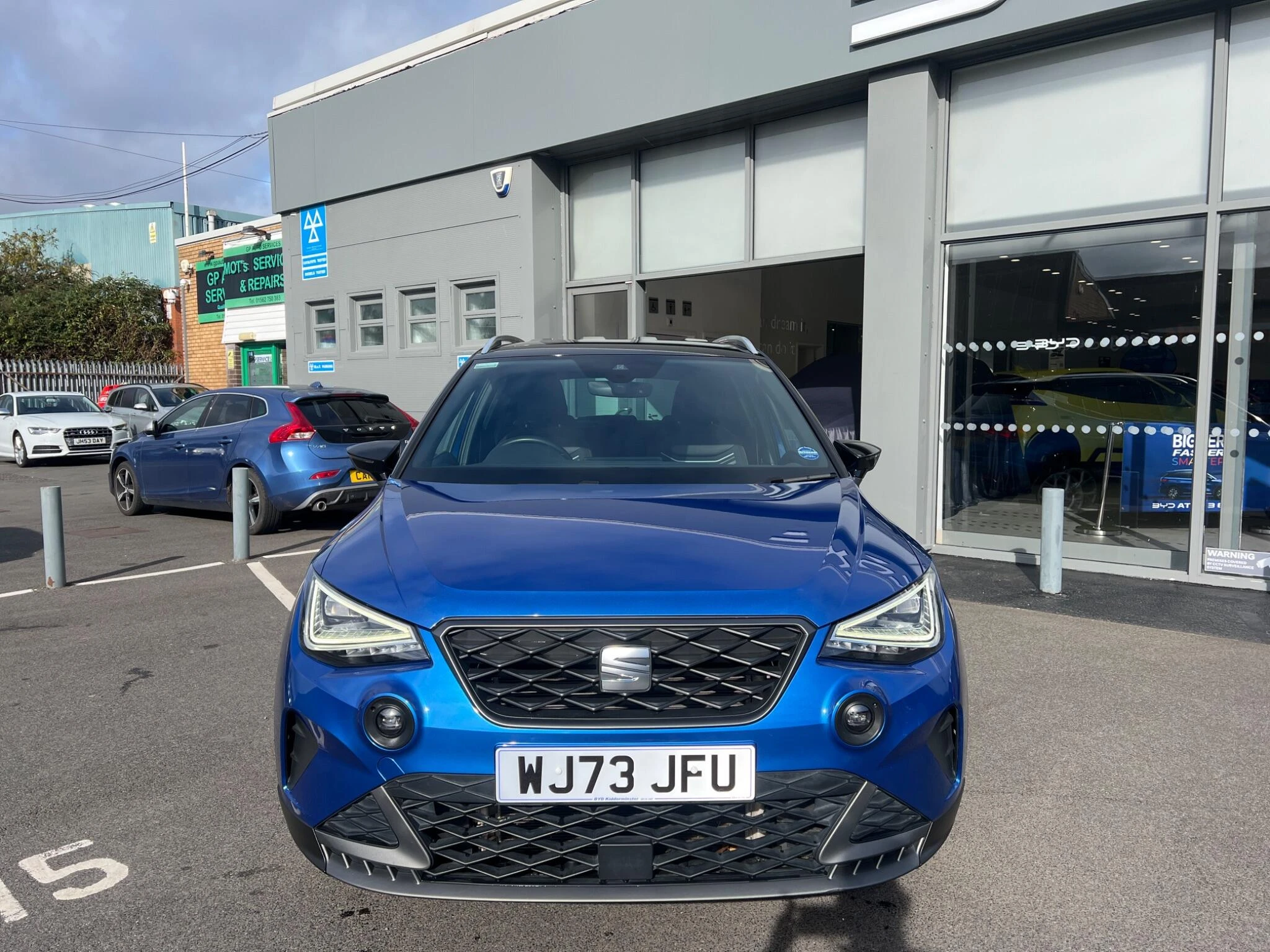 Vehicle image 2
