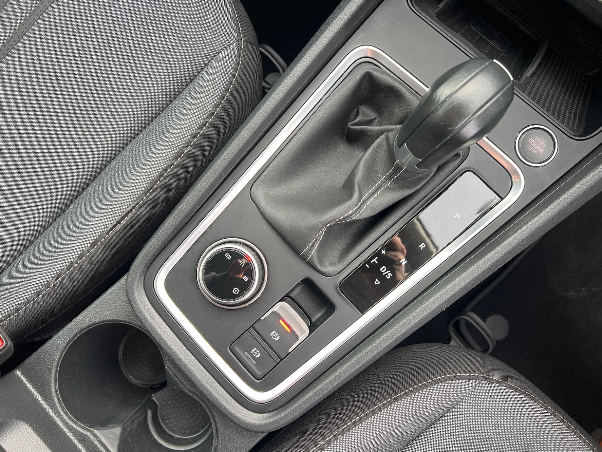 Vehicle image 39