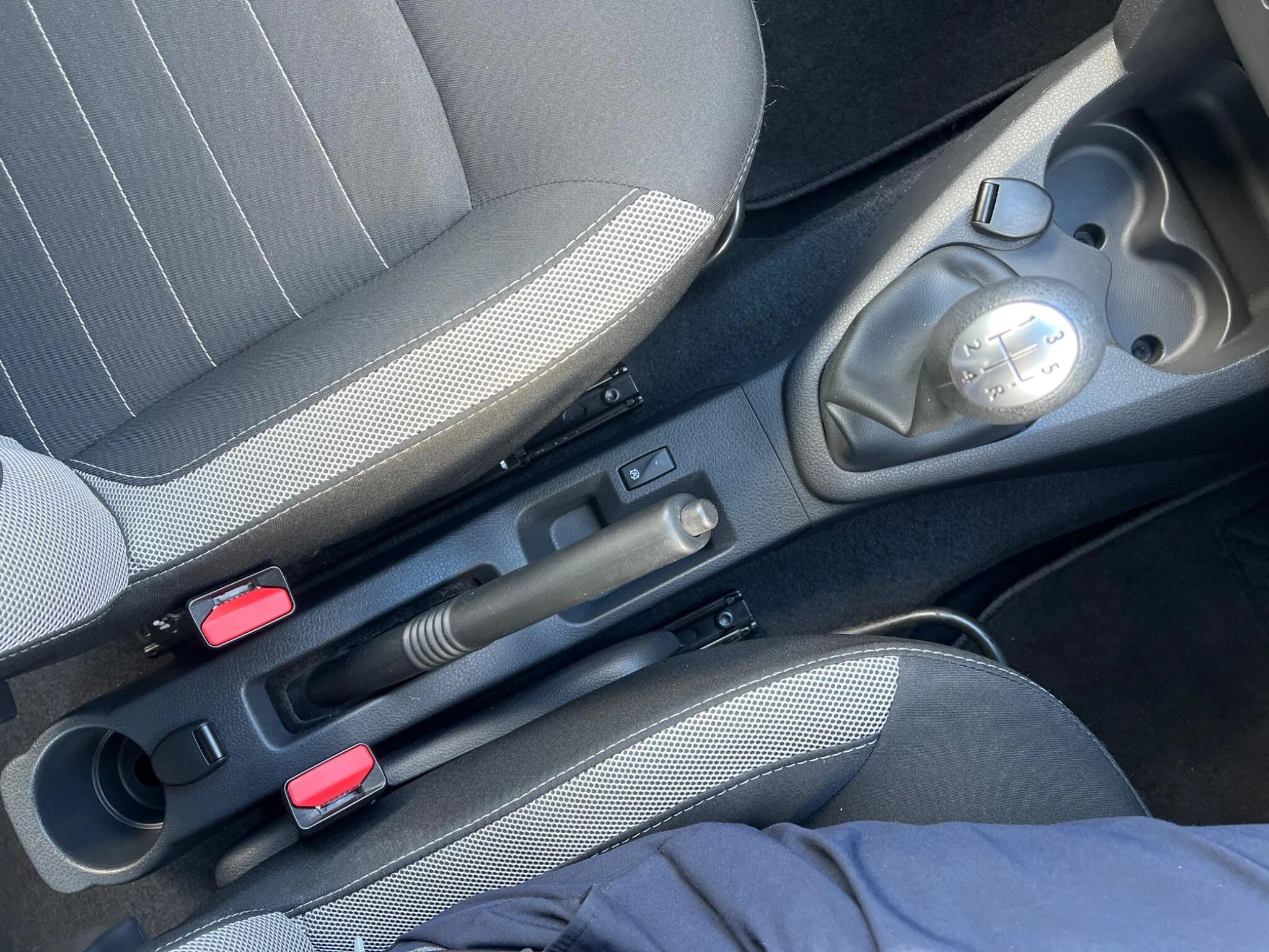 Vehicle image 21
