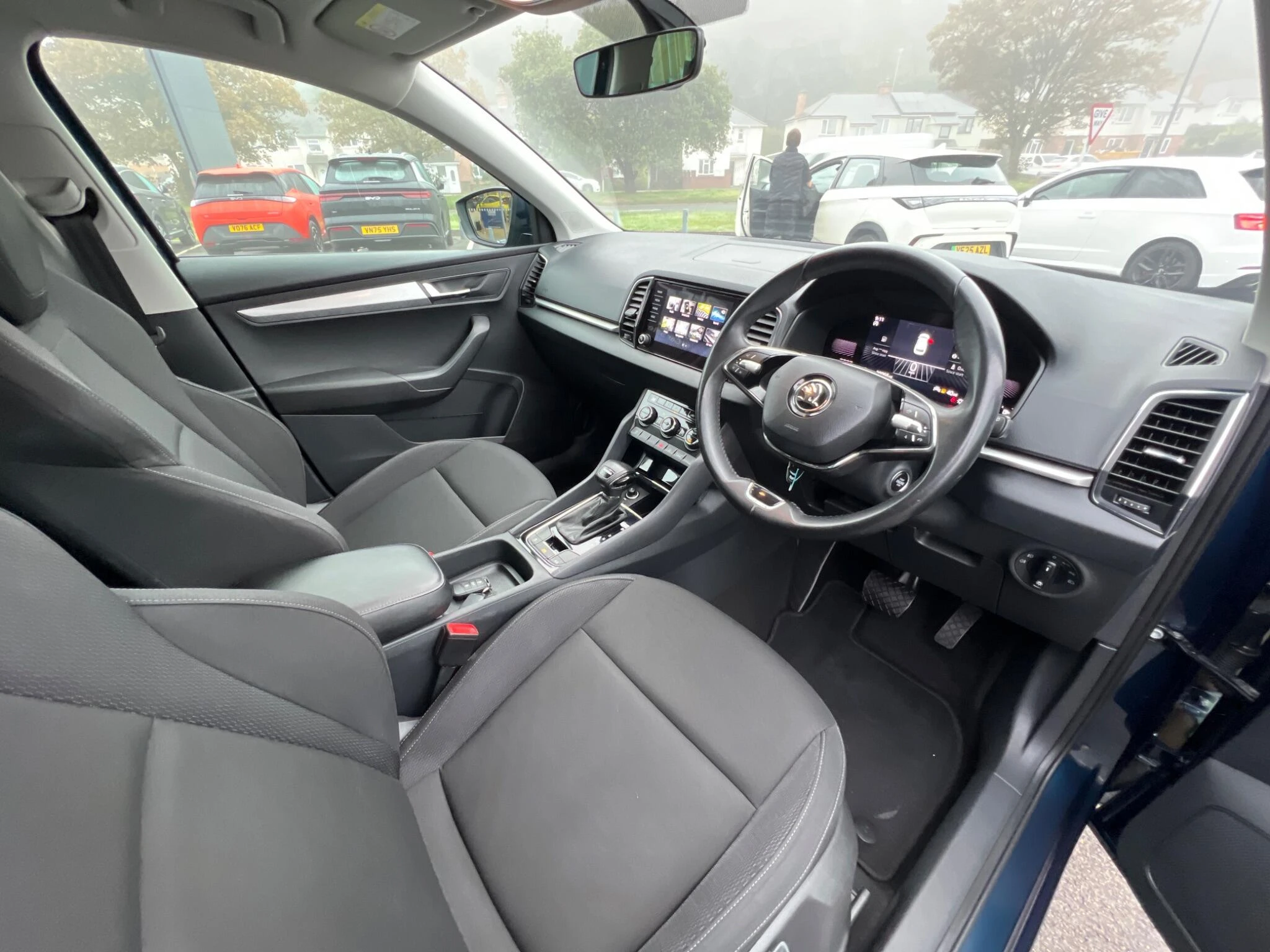 Vehicle image 22
