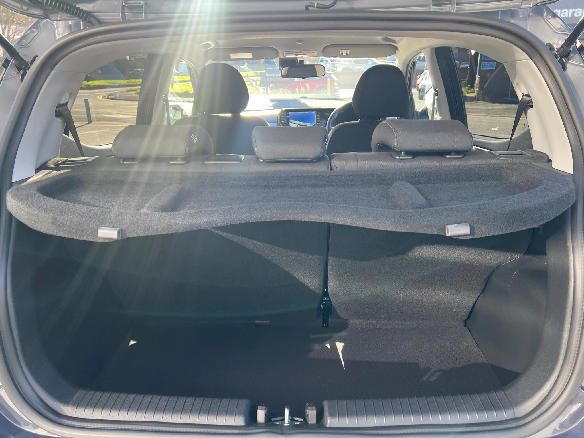 Vehicle image 39