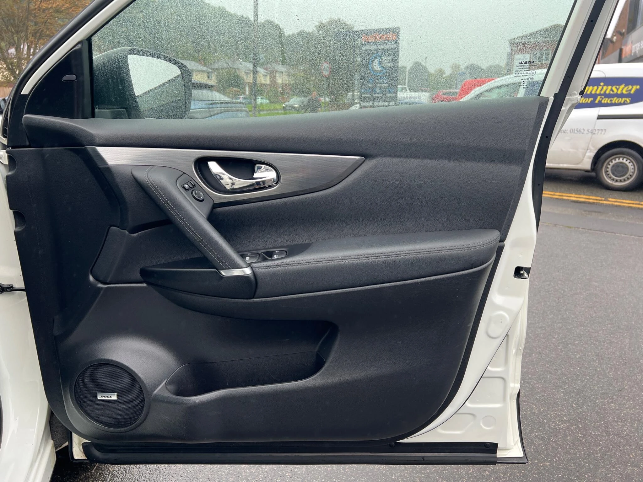 Vehicle image 40