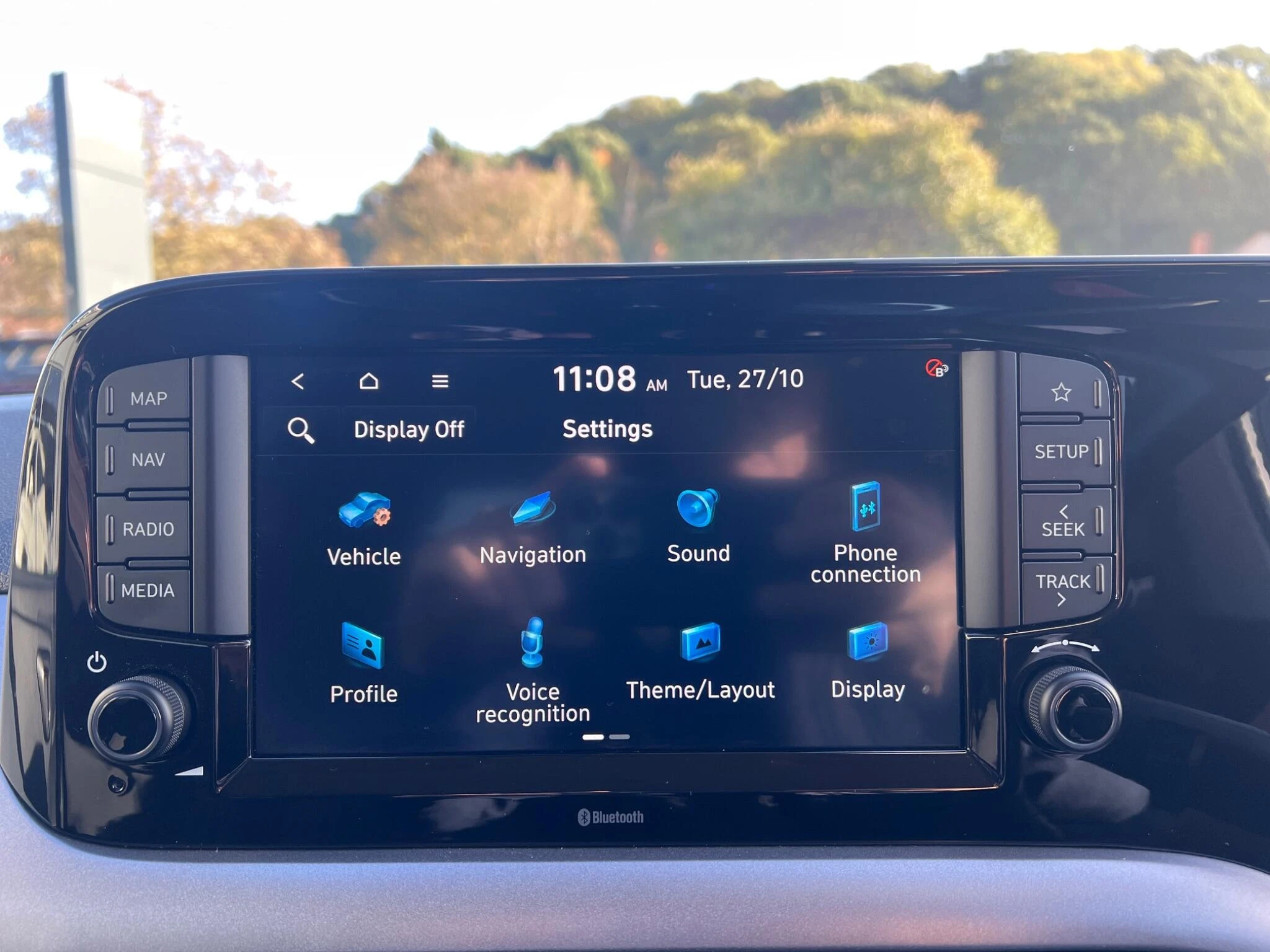 Vehicle image 32