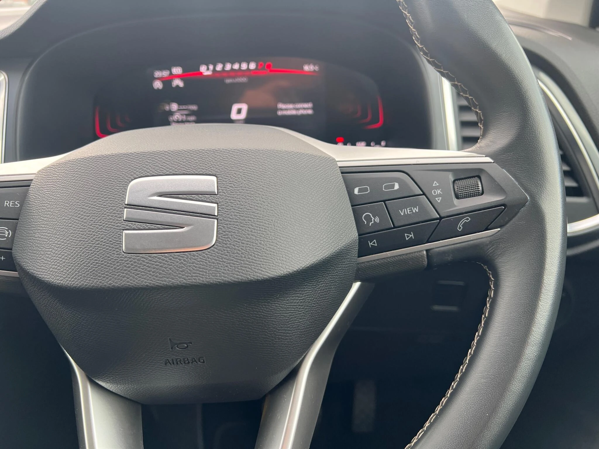 Vehicle image 51